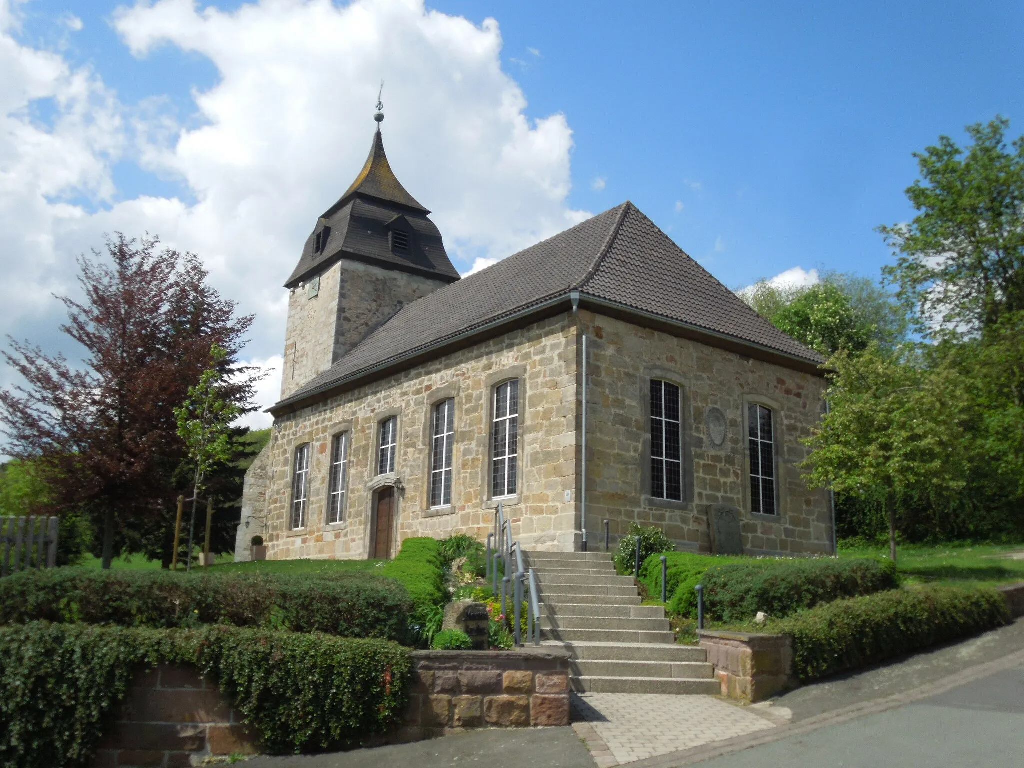 Photo showing: Die Kirche St. Martin im Ortsteil Elben von Elbenberg