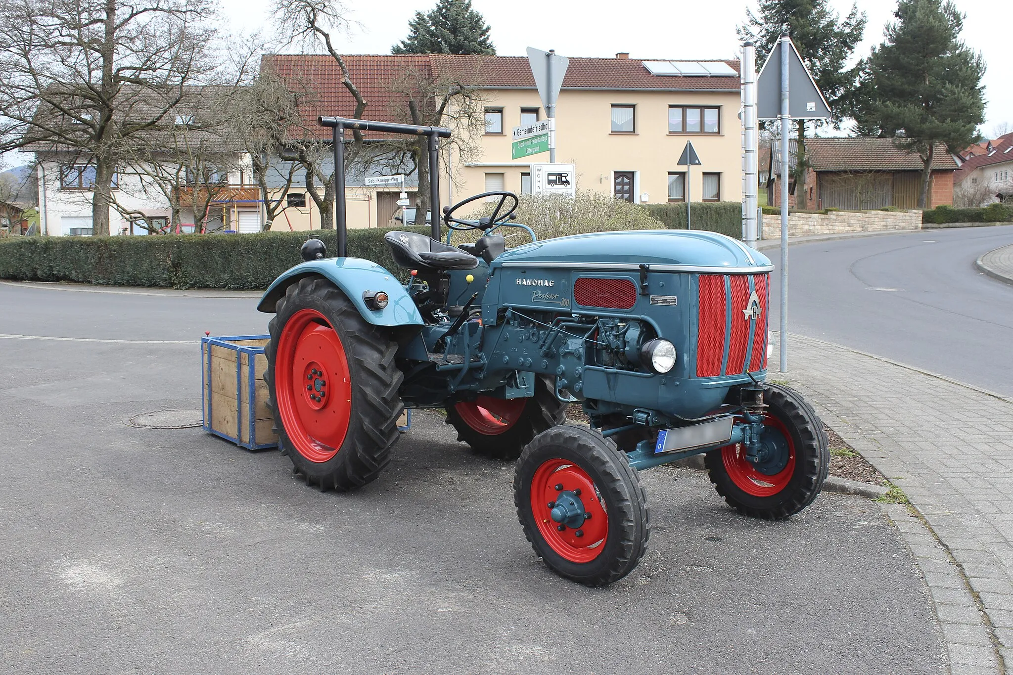 Photo showing: Hanomag Perfekt 300