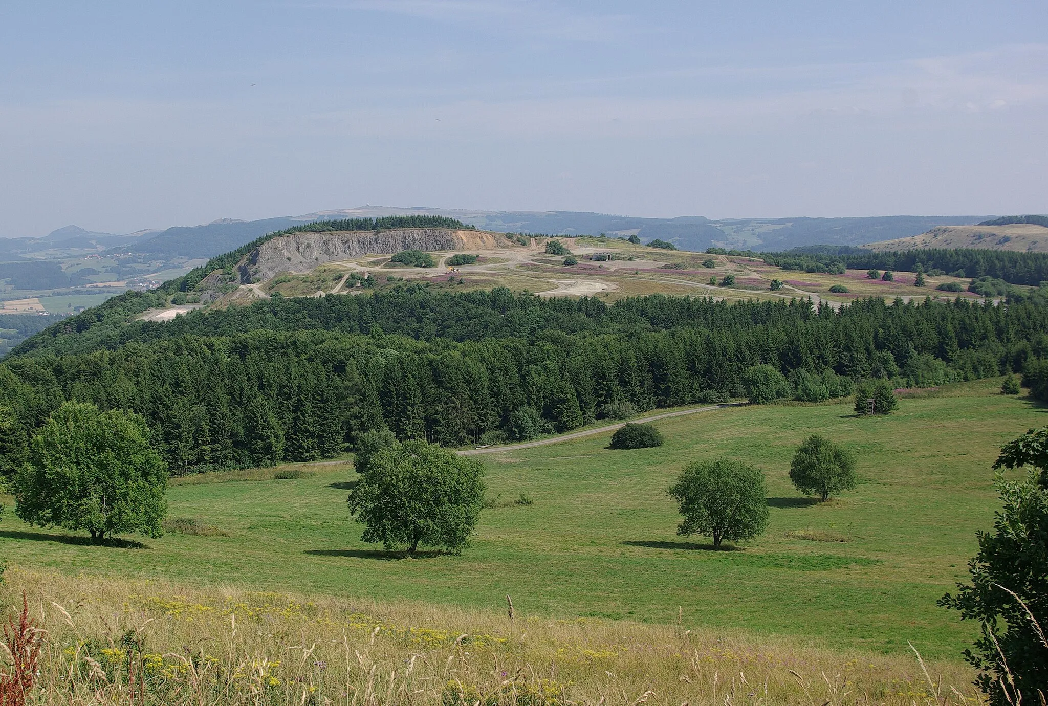 Photo showing: Der Reesberg in der Rhön