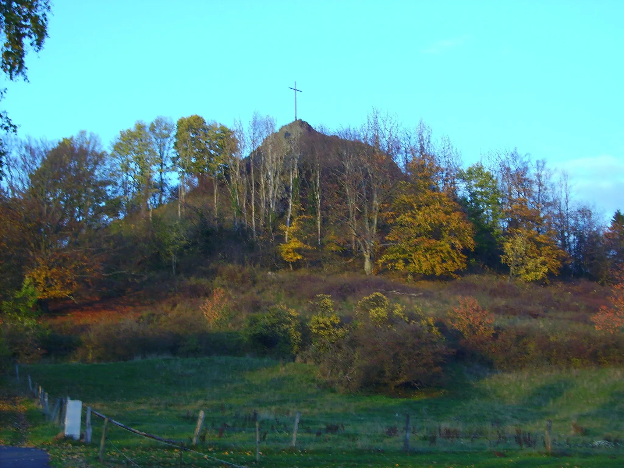 Photo showing: Wachtküppel, Berg in der Rhön, Hessen, Kreis Fulda, Gemeinde Gersfeld