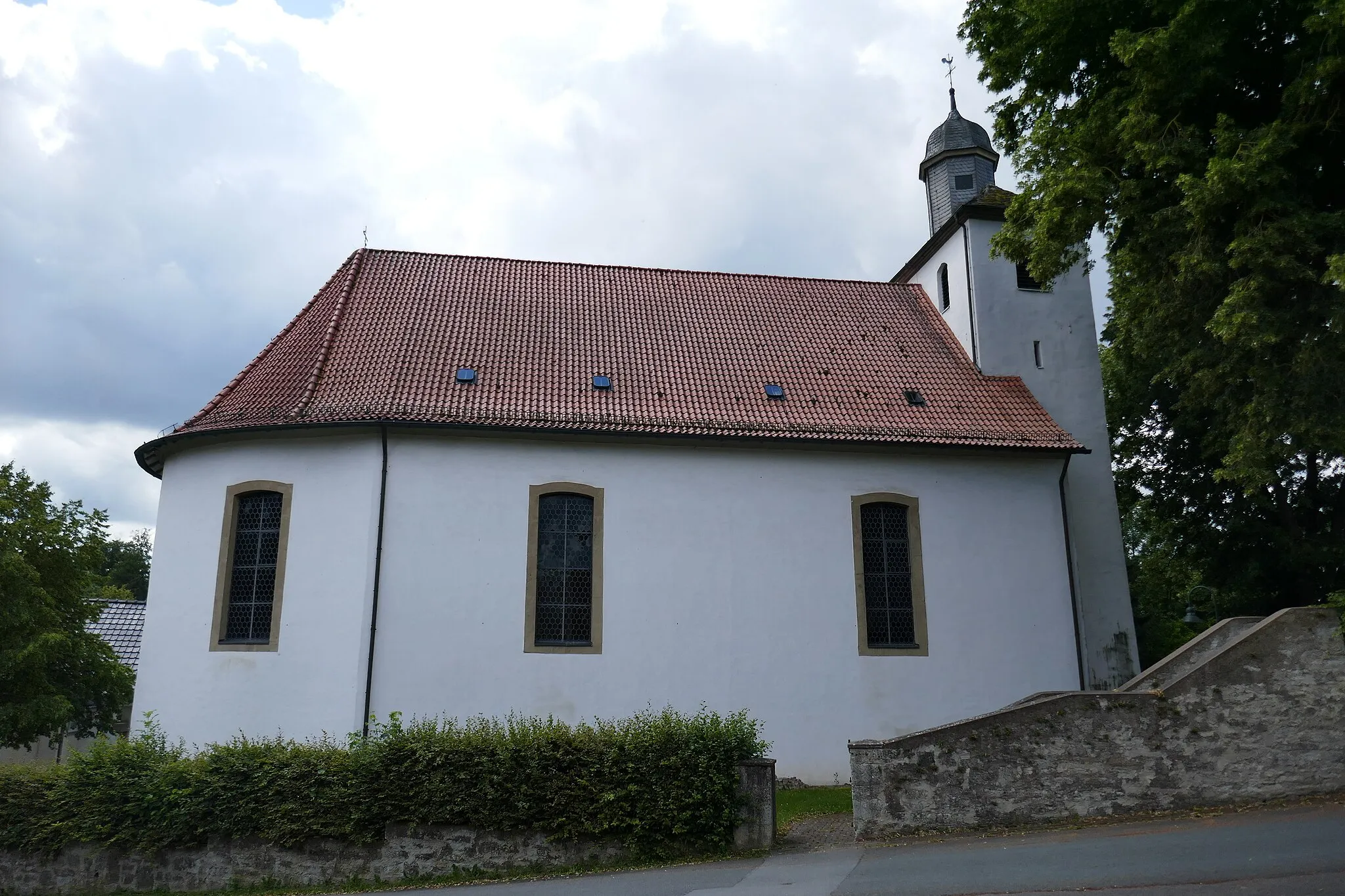 Photo showing: St. Johannes Baptist Kirche in Fölsen