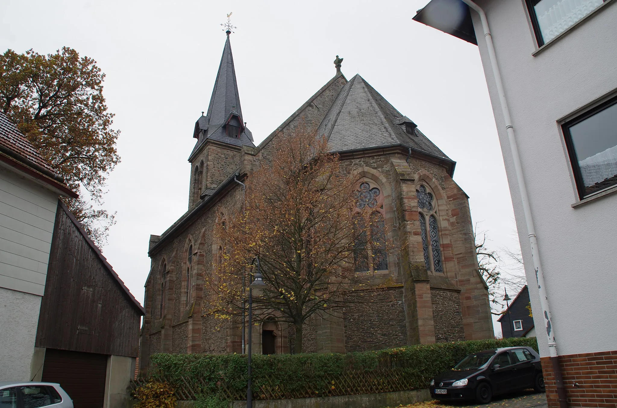 Photo showing: Frankenau in Hessen. Die Kirche wurde 1876 bis 1878 erbaut. Es ist ein neugotischer Saalbau.