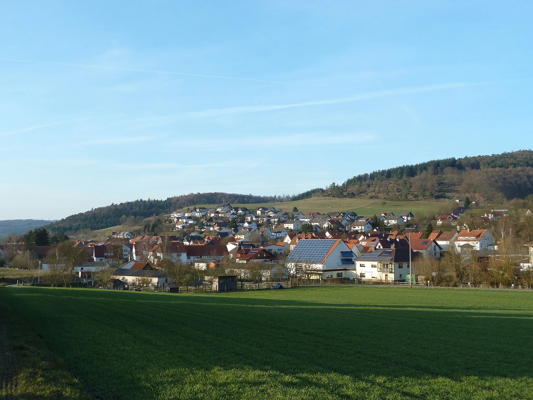 Photo showing: Altenlotheim, Ansicht aus Süden