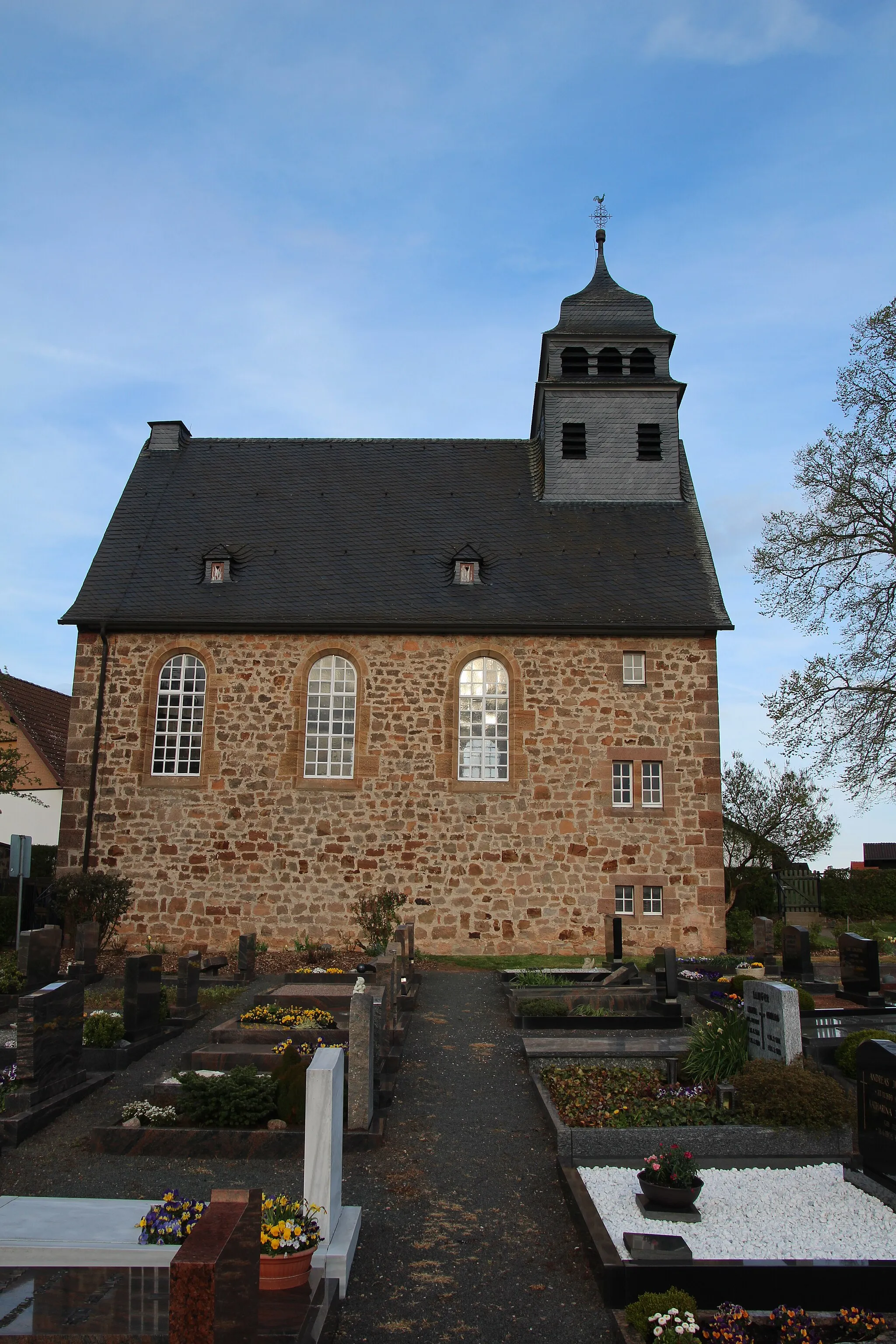 Photo showing: Kirche Simtshausen