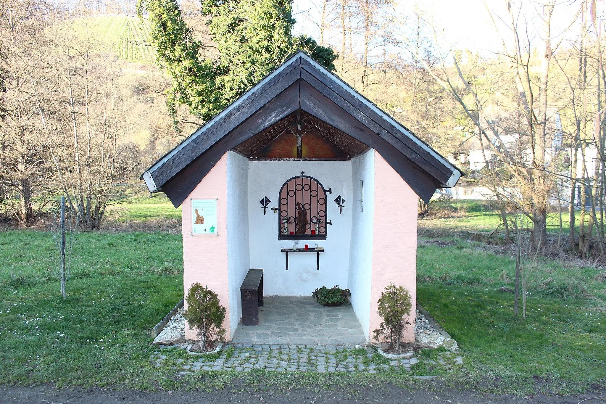 Photo showing: St. Nikolashäuschen, Kapelle in Rhens, Rheinland-Pfalz
