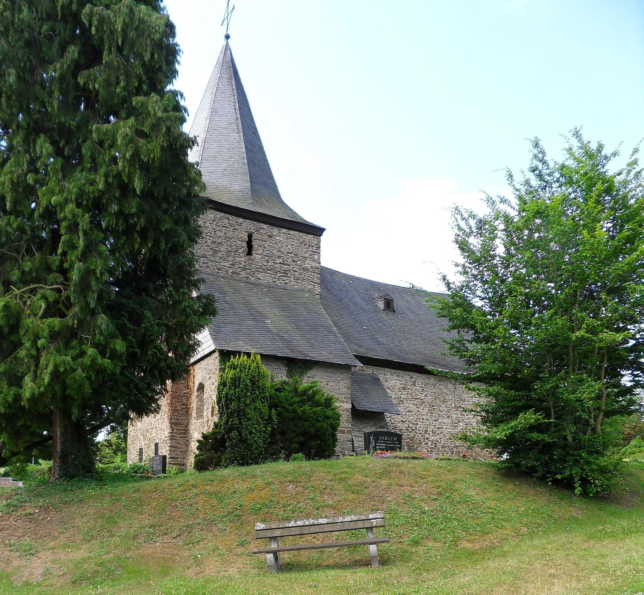 Photo showing: Alte Pfarrkirche in Michelbach, Blick von Norden