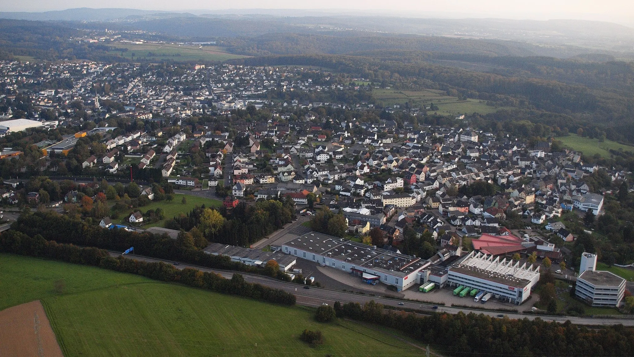 Photo showing: Höhr-Grenzhausen, Luftaufnahme (2014)