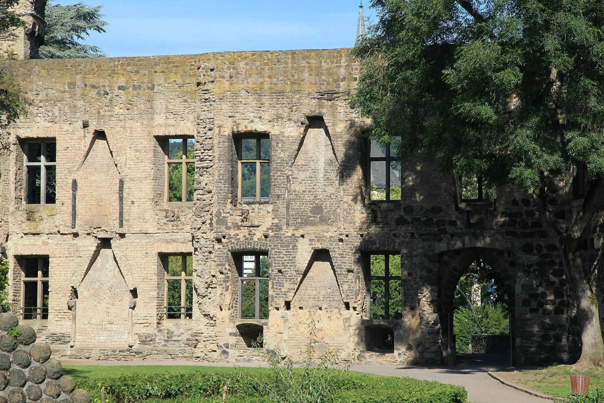 Photo showing: Stadtburg, Am Stadtgraben in Andernach