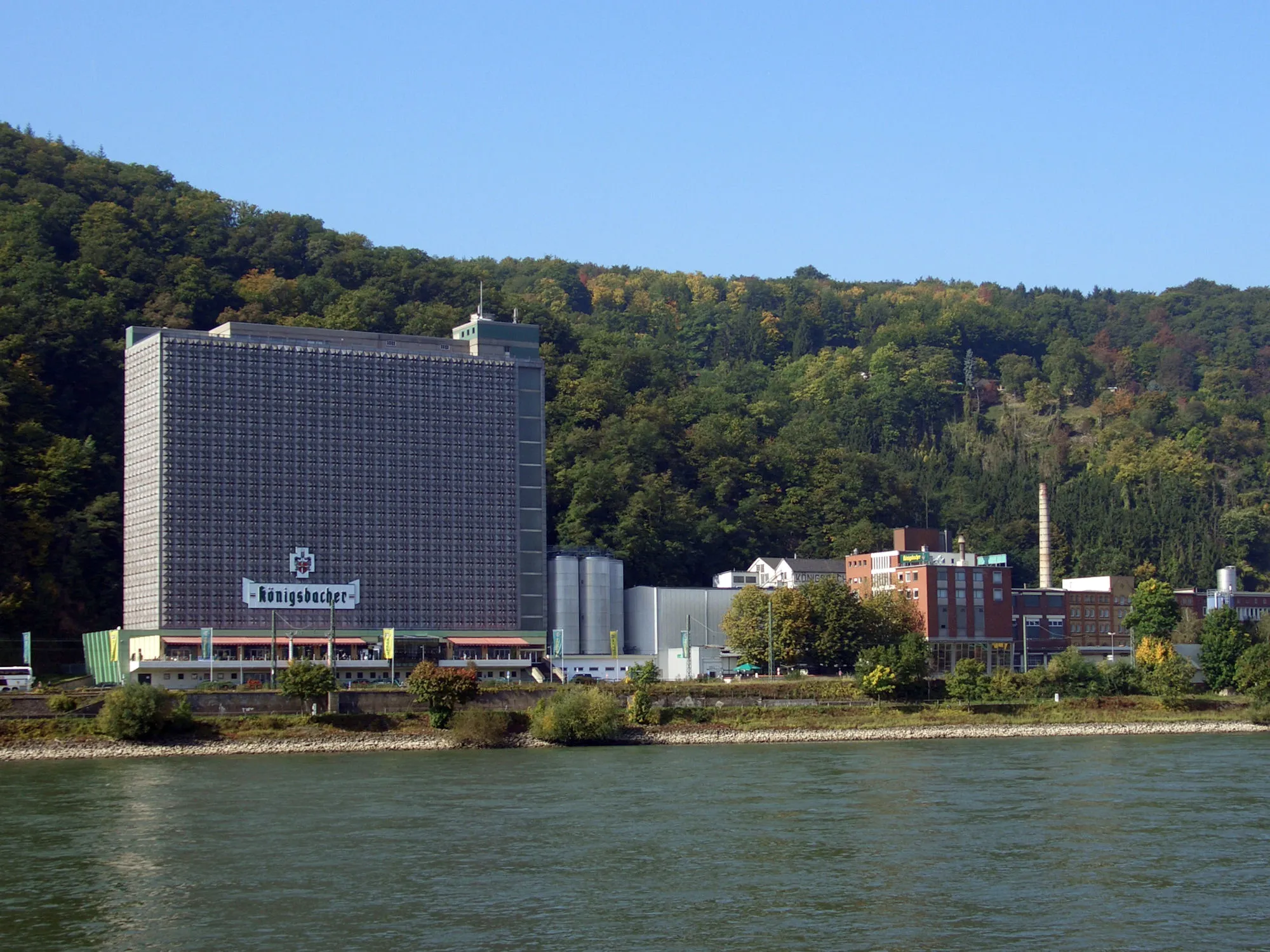 Photo showing: Königsbacher's brewery in Koblenz-Stolzenfels, Germany.