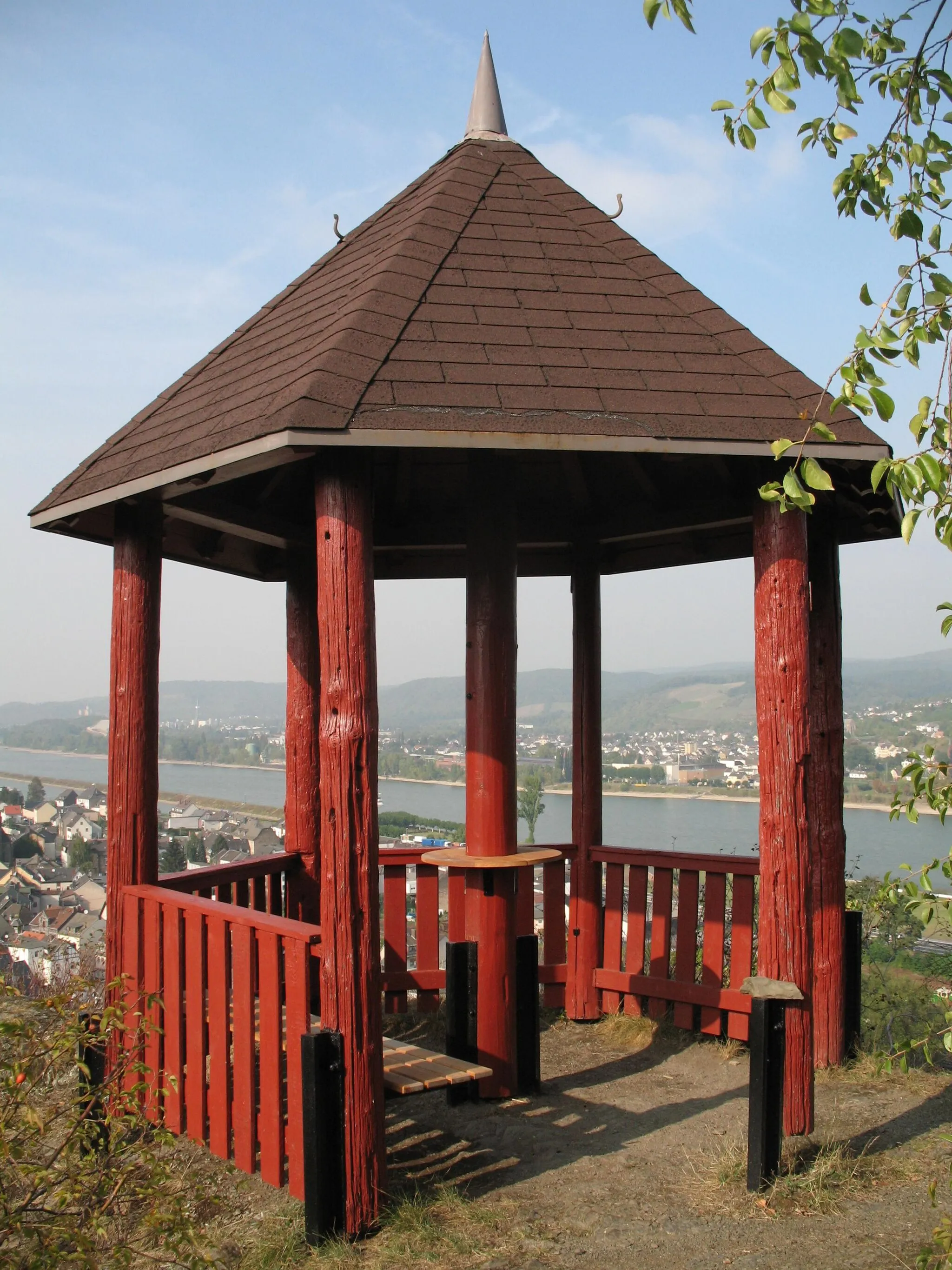 Photo showing: Viewpoint in Brohl-Lützing in Rhineland-Palatinate, Germany