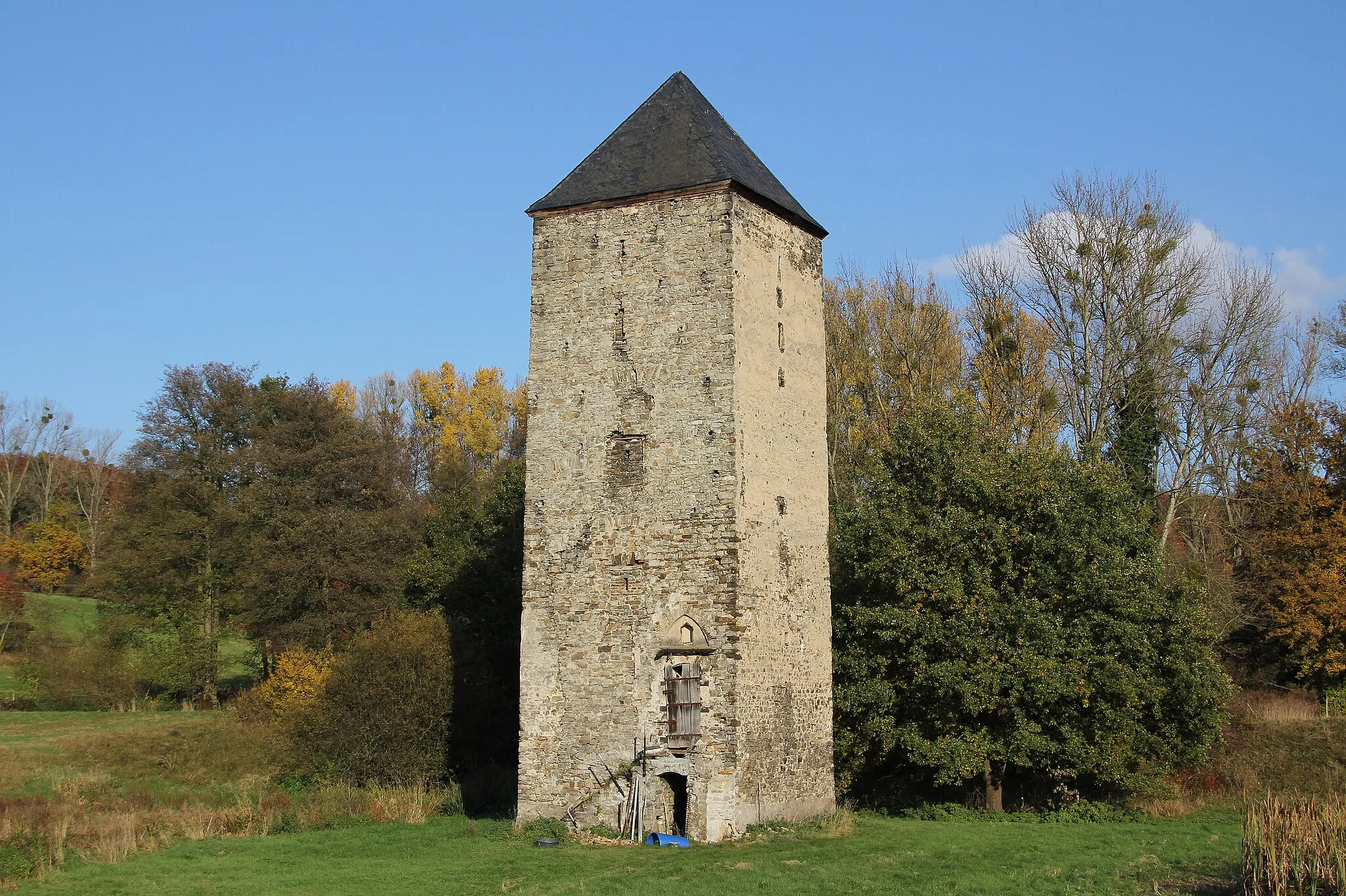 Photo showing: Burg Mühlenbach in Koblenz