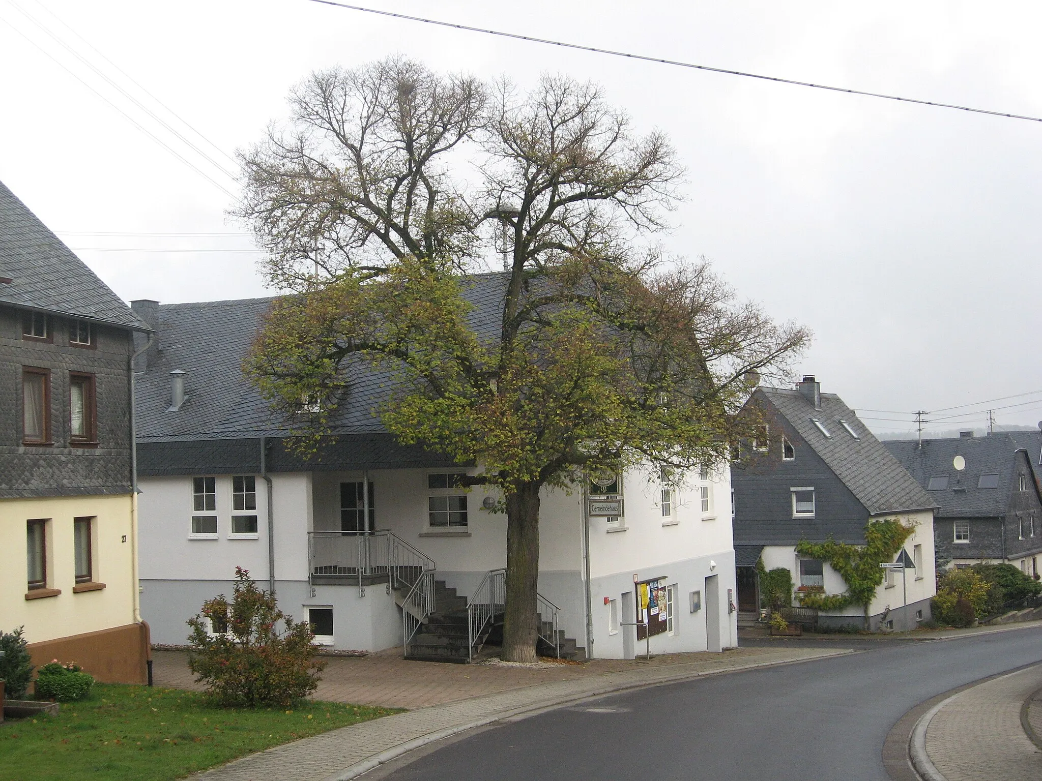 Photo showing: Village Raversbeuren in the Hunsrück landscape, Germany.