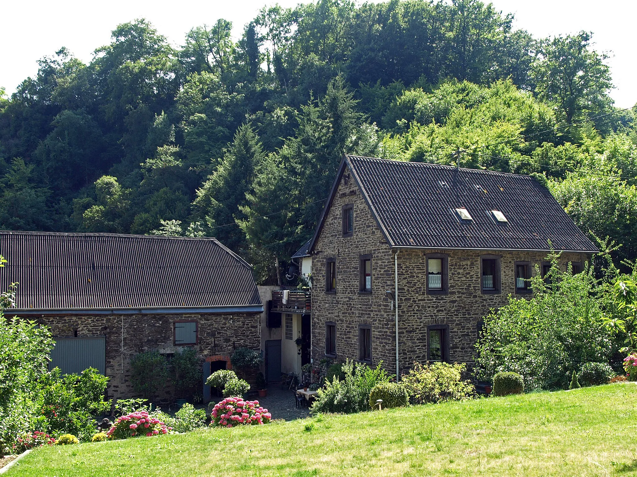Photo showing: Borns Mühle in Hatzenport (Schrumpftal)