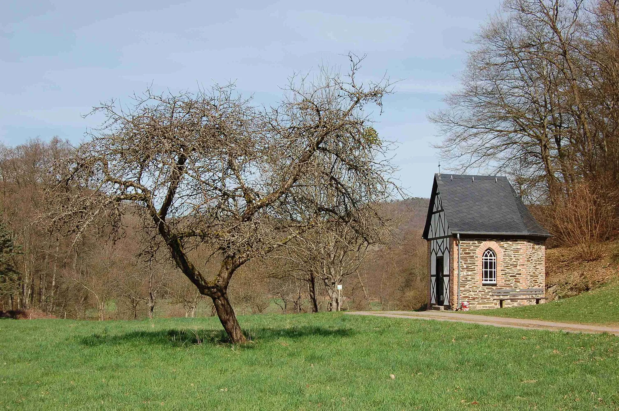 Photo showing: Marienkapelle im Lützbachtal südlich von Lütz (Hunsrück)