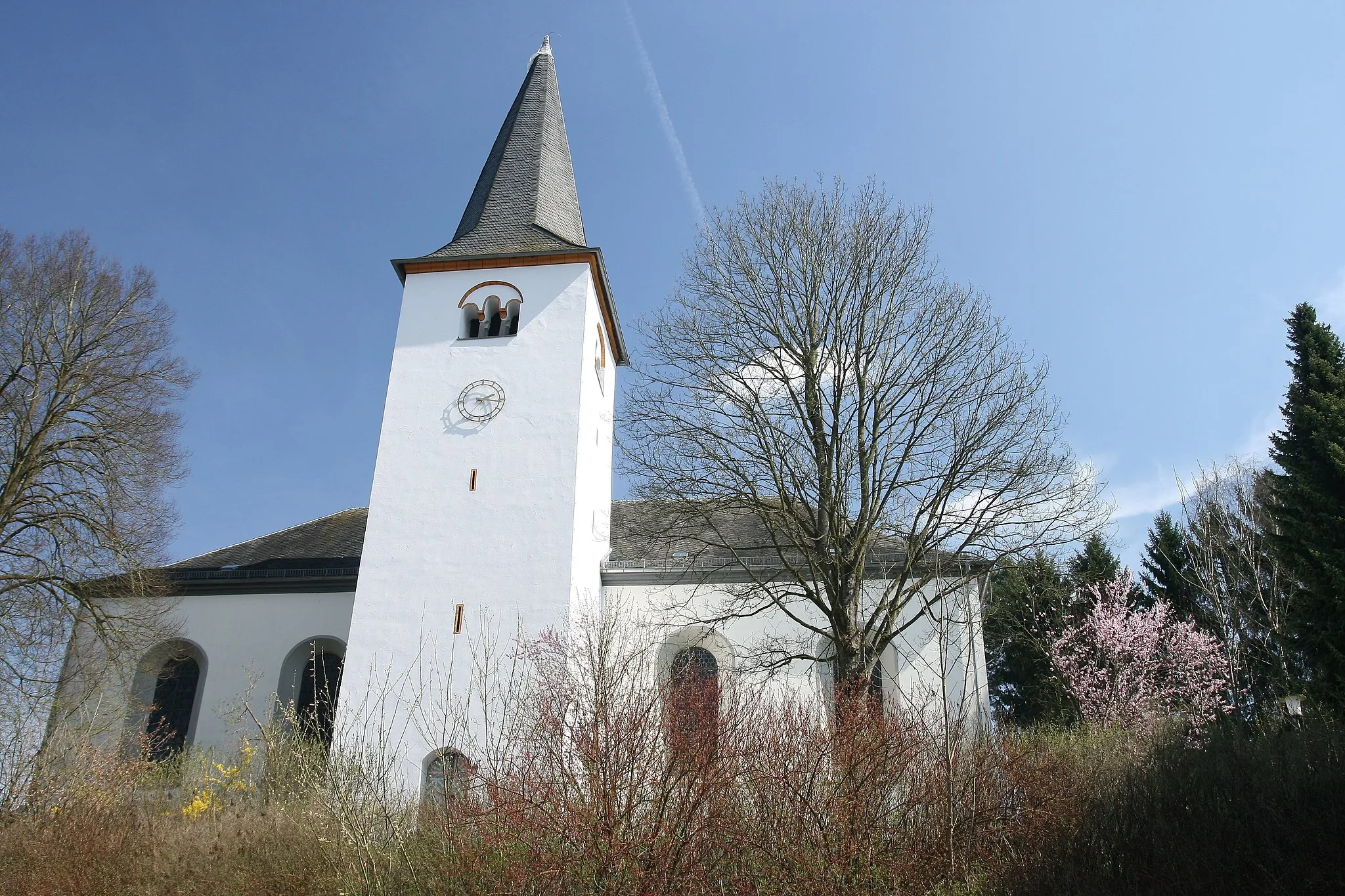 Photo showing: Catholic church St. Georg, 1809. Cultural heritage. Location: Hauptstraße, Breitenau, Westerwald, Germany