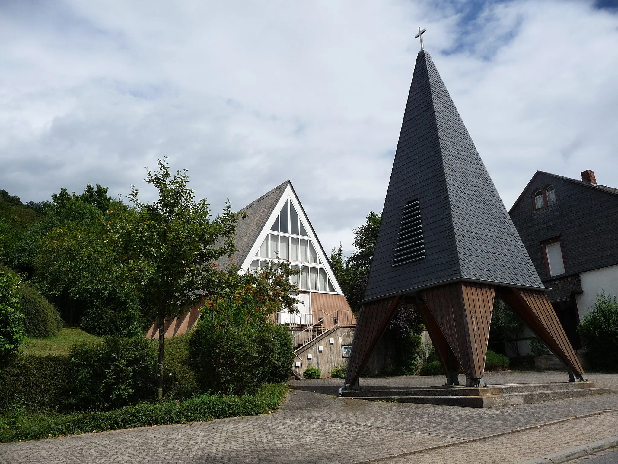 Photo showing: Ev. Kirche in Becherbach