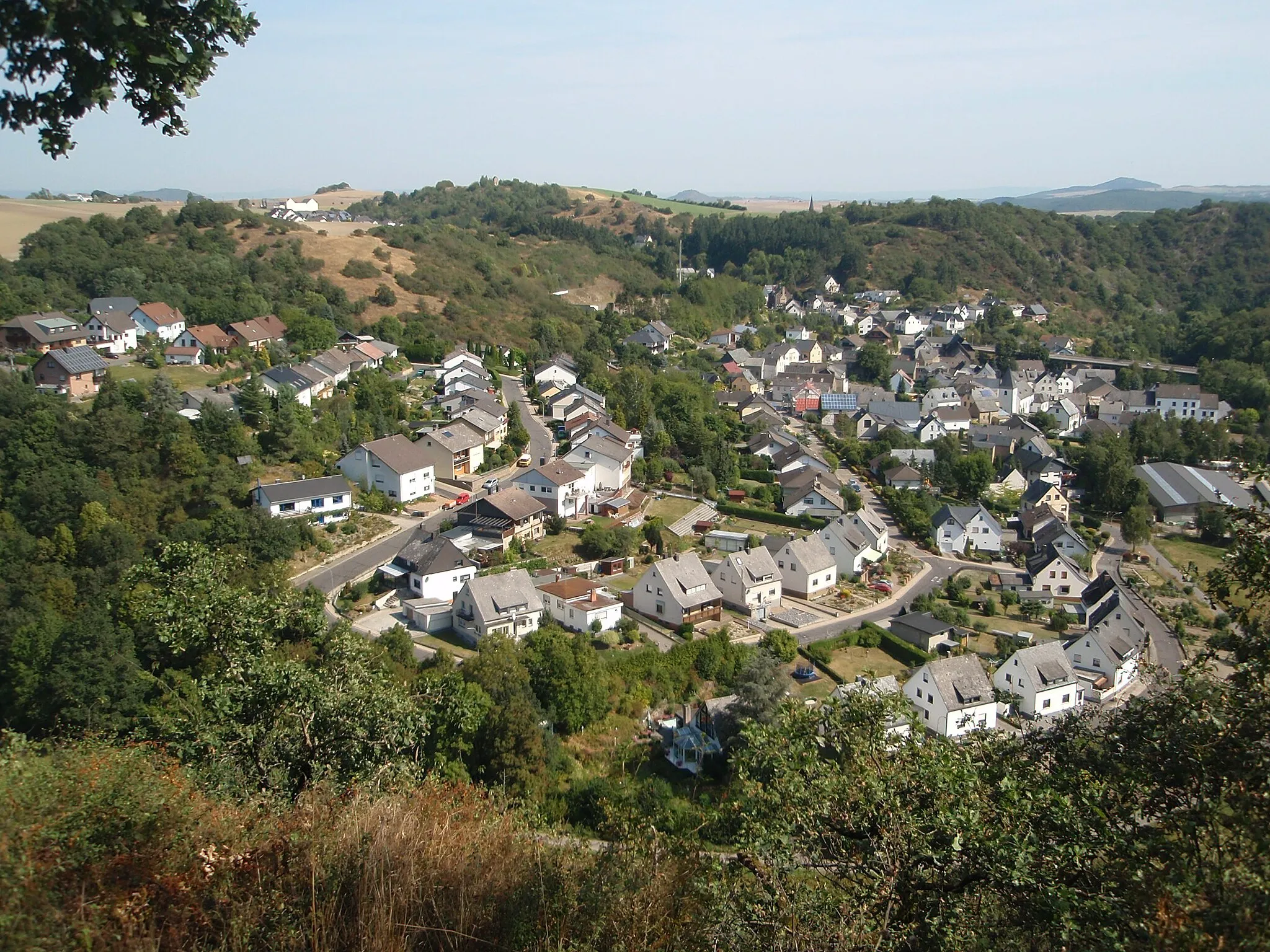 Photo showing: Trimbs, view from southwest