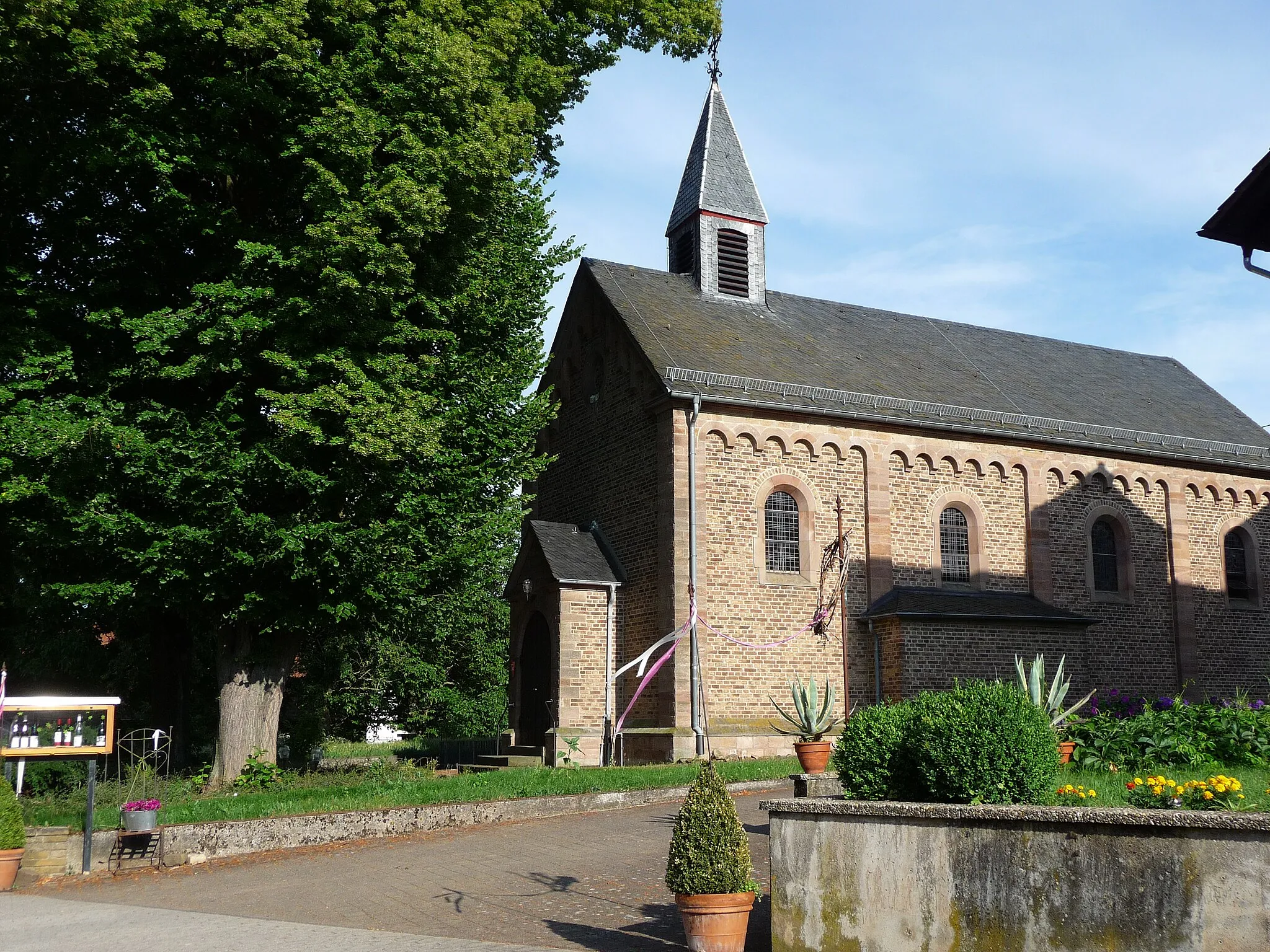 Photo showing: Mandel – Kath. Kirche