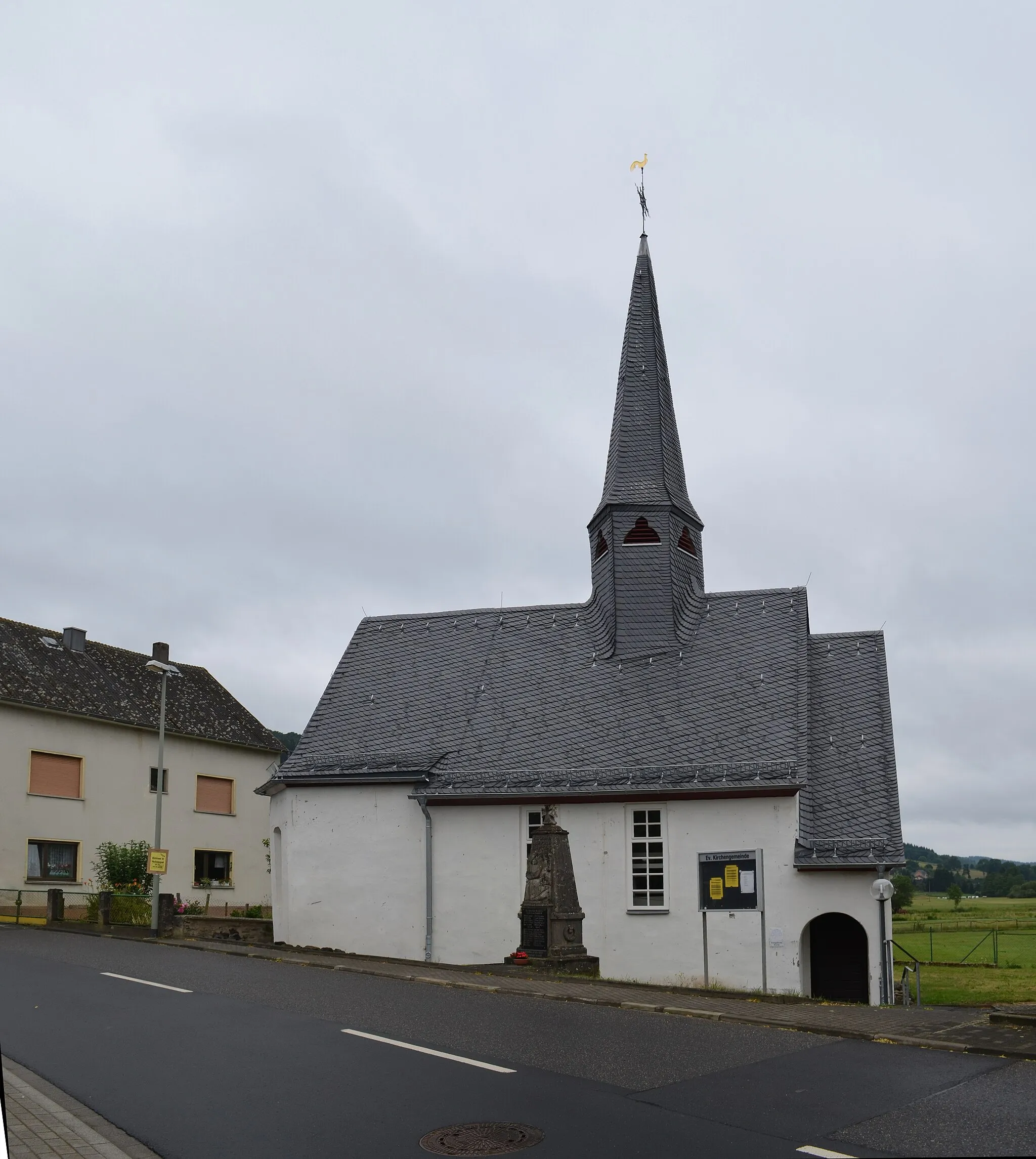 Photo showing: Isselbach,Kirche