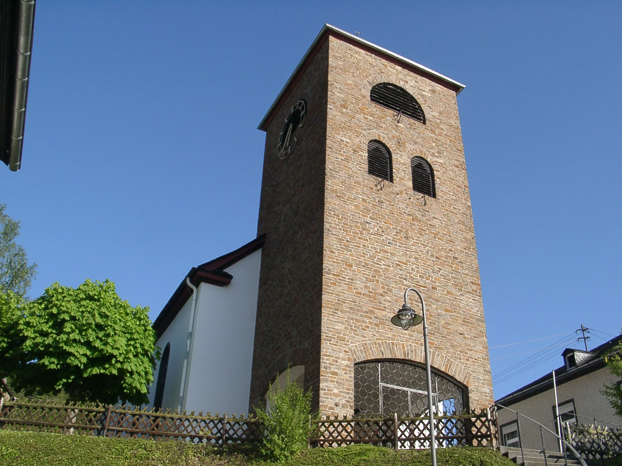 Photo showing: Kirche von Niederfell - selbst fotografiert (Klaus Graf) 12.5.2005 -