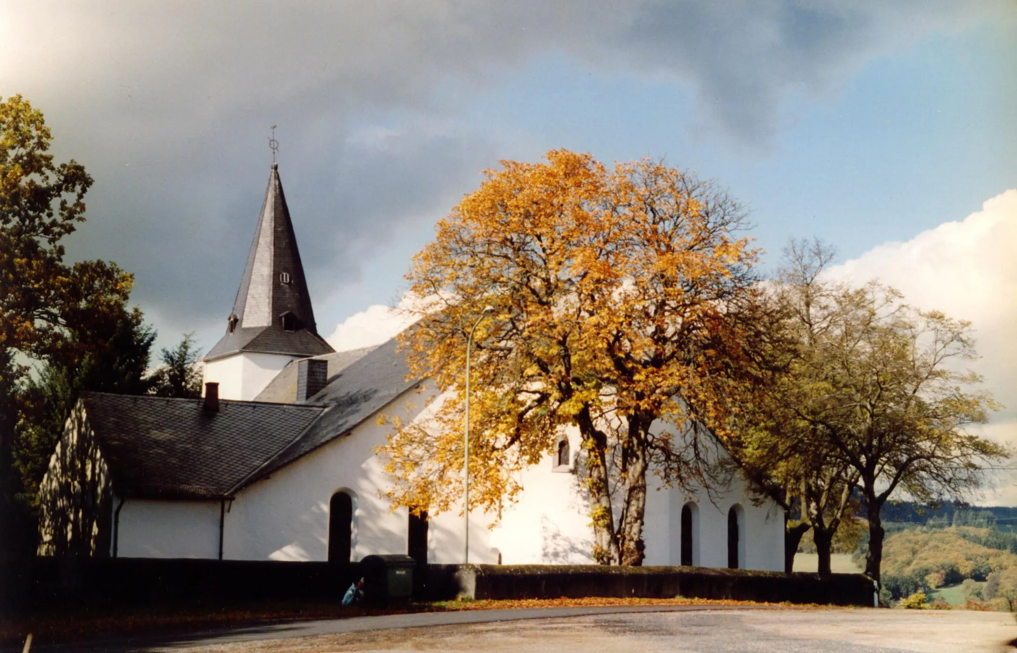 Photo showing: Pfarrkirche Hilgerath, Außenansicht
