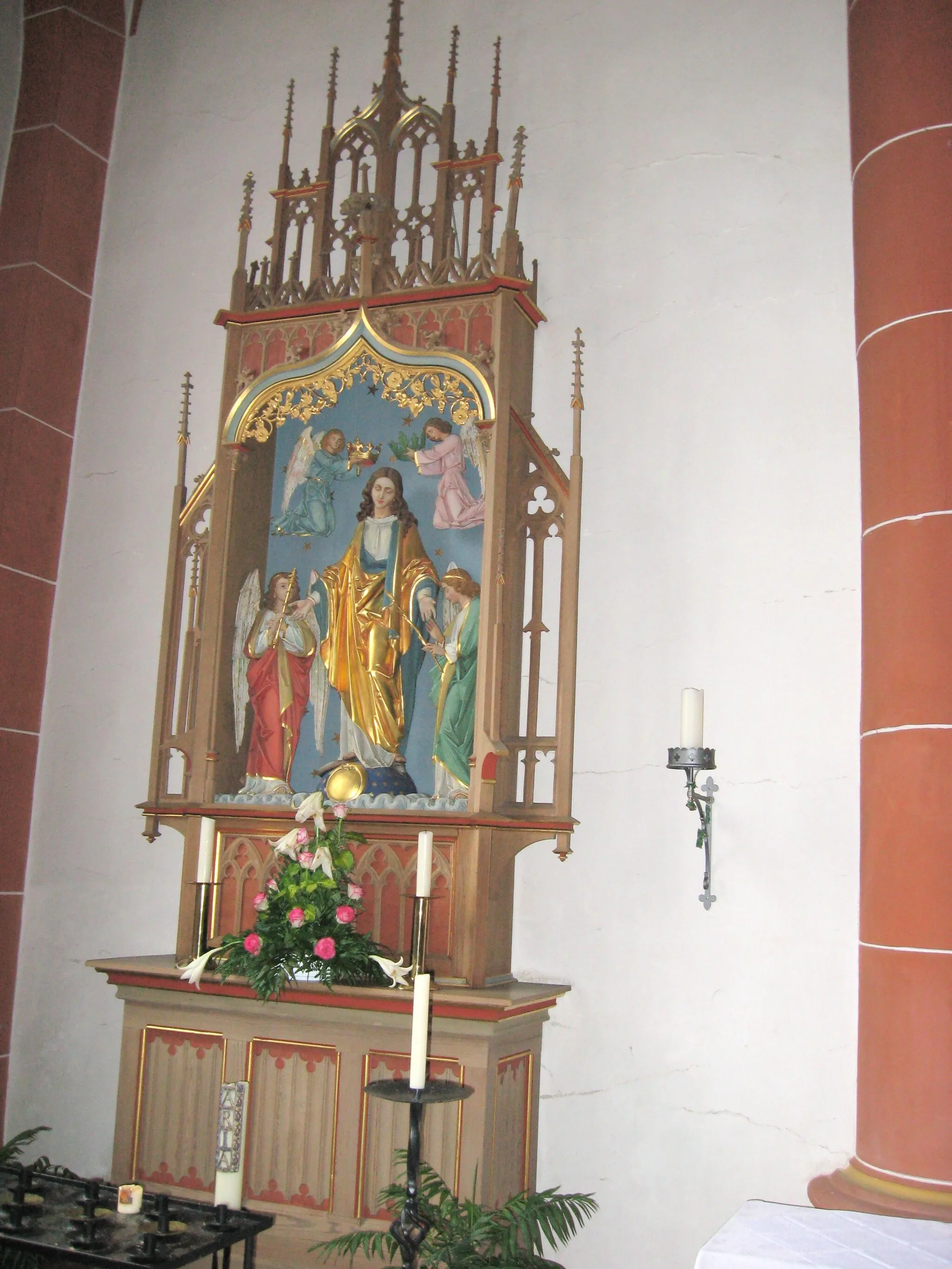 Photo showing: linker Seitenaltar der St. Quirinus Kirche in Bengel