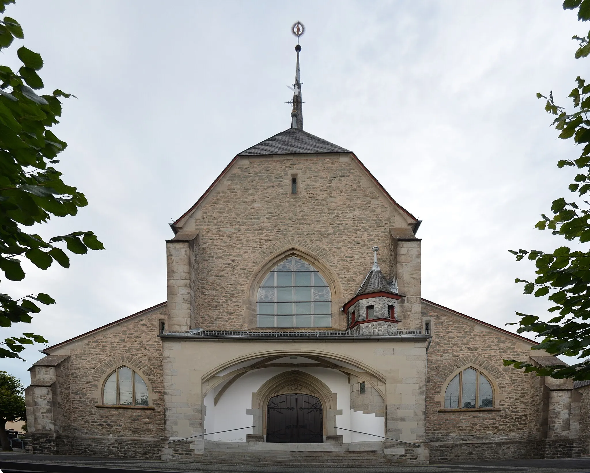 Photo showing: Dernbach (Westerwald), Katholische Kirche, Front