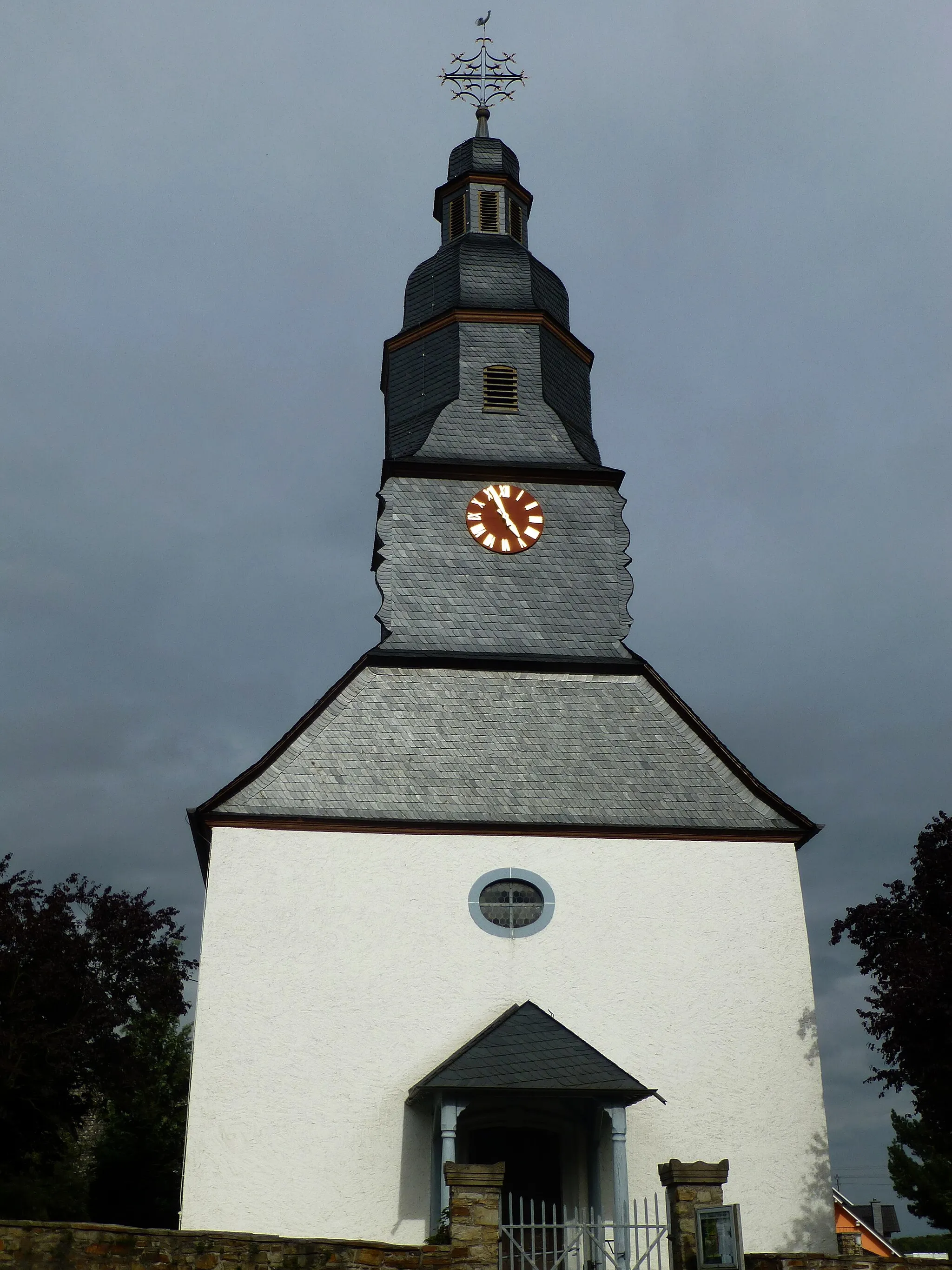 Photo showing: Stipshausen –  Ev. Kirche die frühere Antonius-Kapelle wurde um 1334 erbaut
