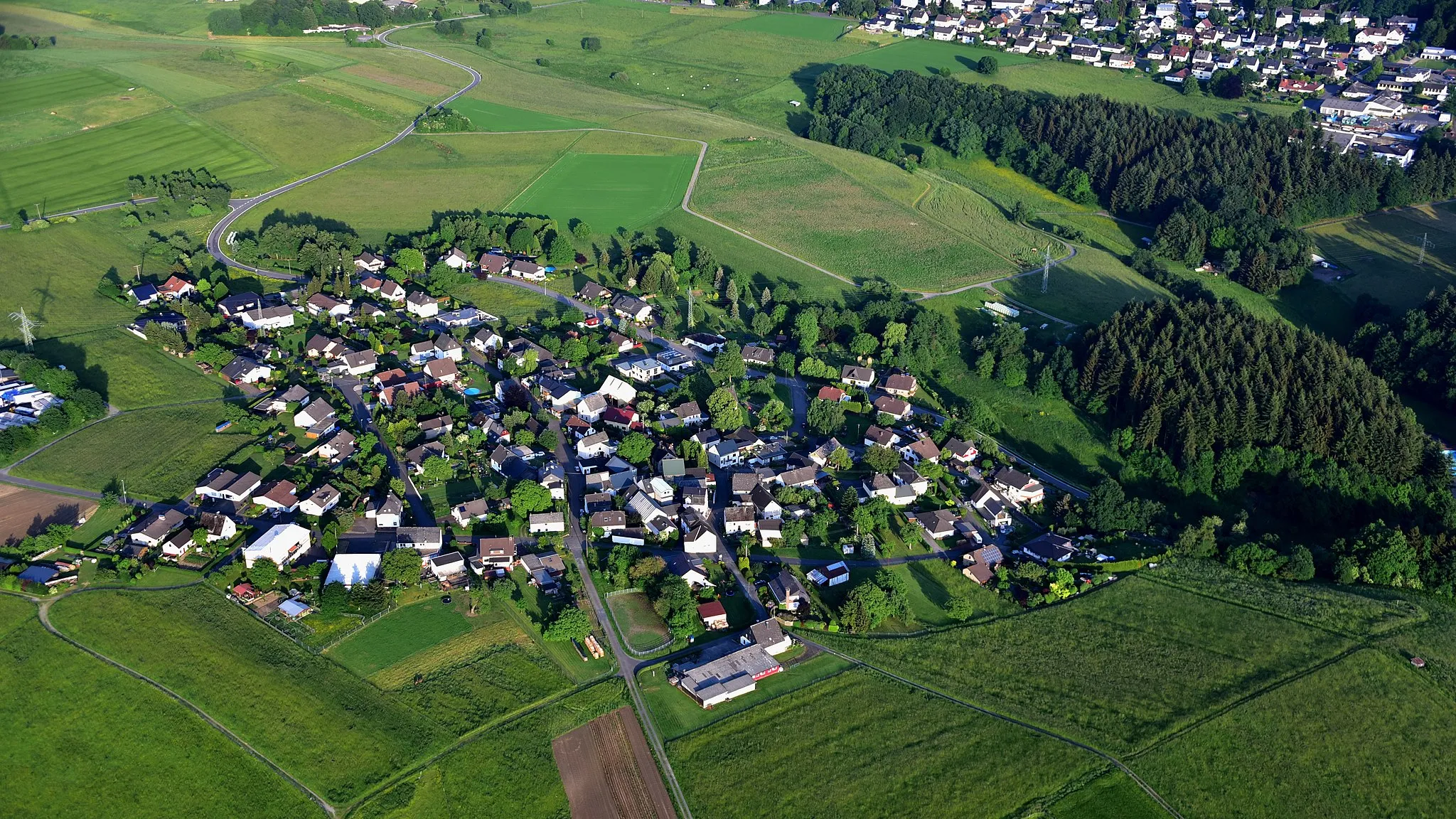 Photo showing: Ellingen, Gemeinde Straßenhaus, Luftaufnahme (2018)