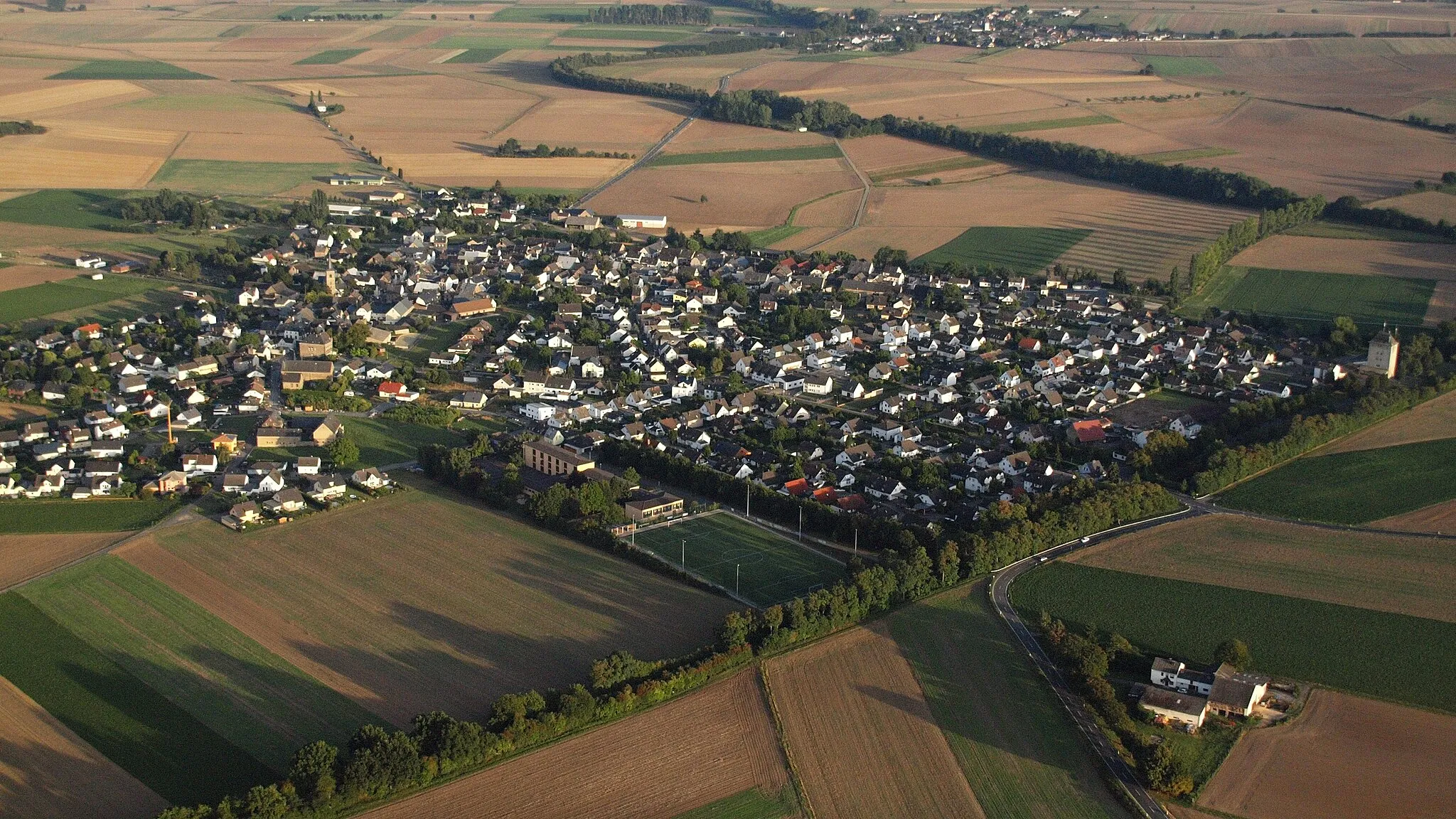 Photo showing: Mertloch, Luftaufnahme (2015)