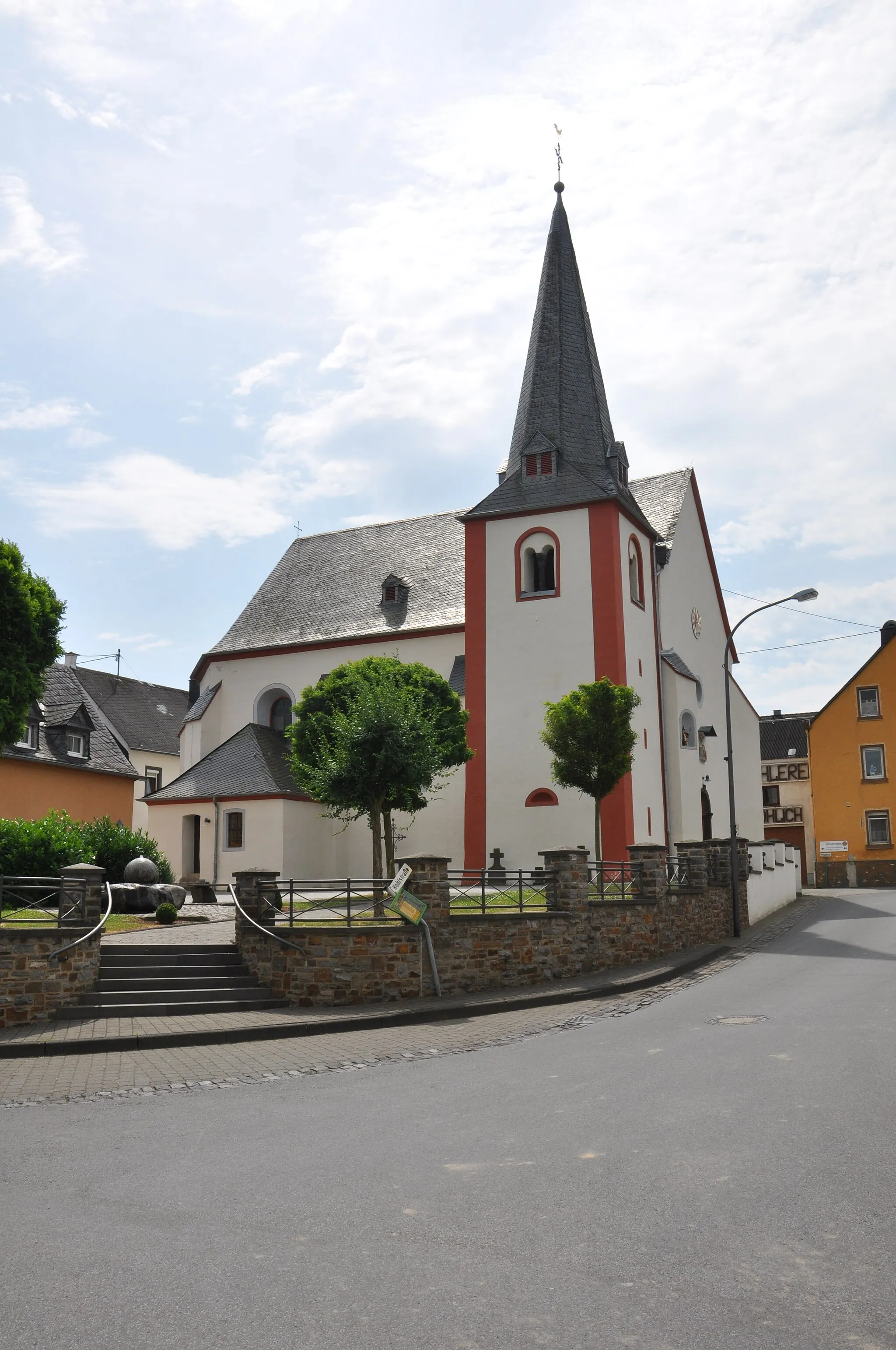 Photo showing: Brohl (Landkreis Cochem-Zell), St. Nikolaus