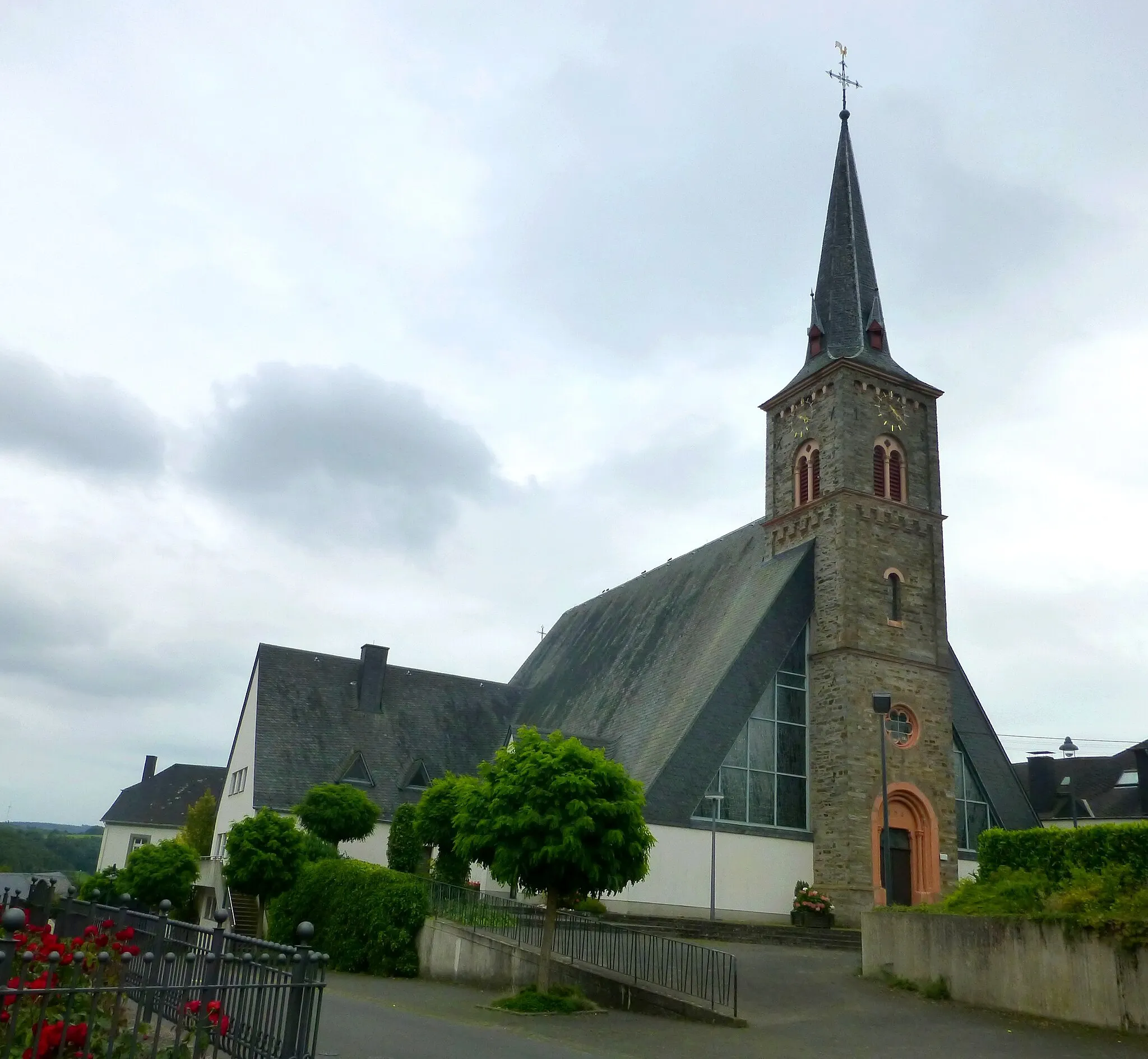 Photo showing: Longkamp - Katholische Pfarrkirche St. Andreas