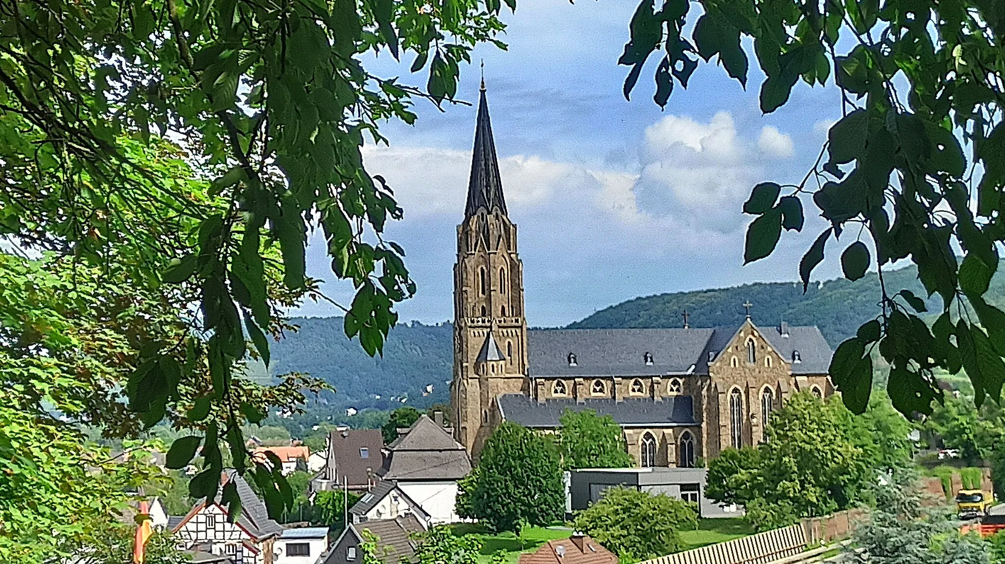Photo showing: Katholische Pfarrkirche Rheinbrohl
St. Suitbert