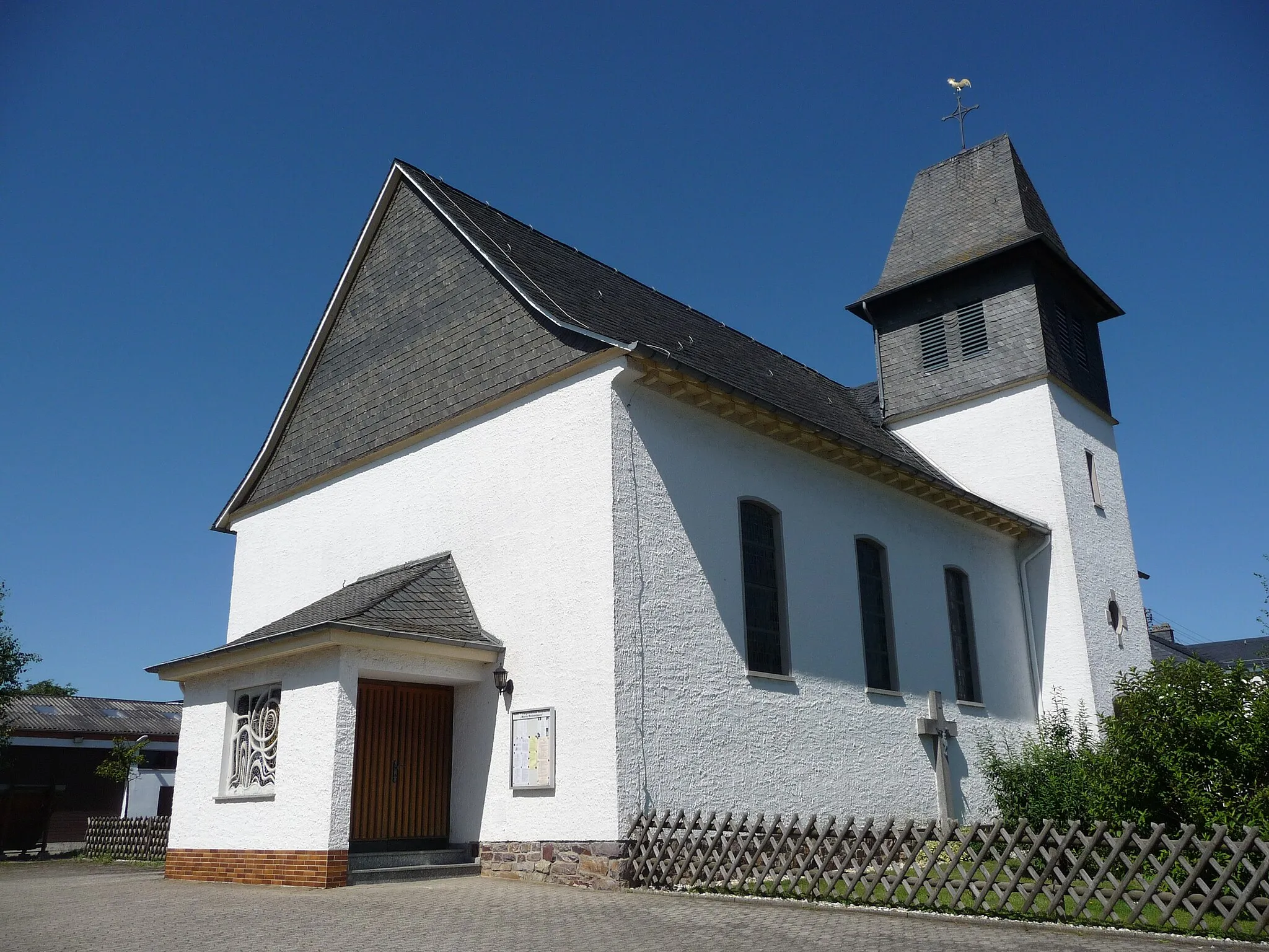 Photo showing: Kath. Kirche „Maria Reizenborn“ in Riesweiler.