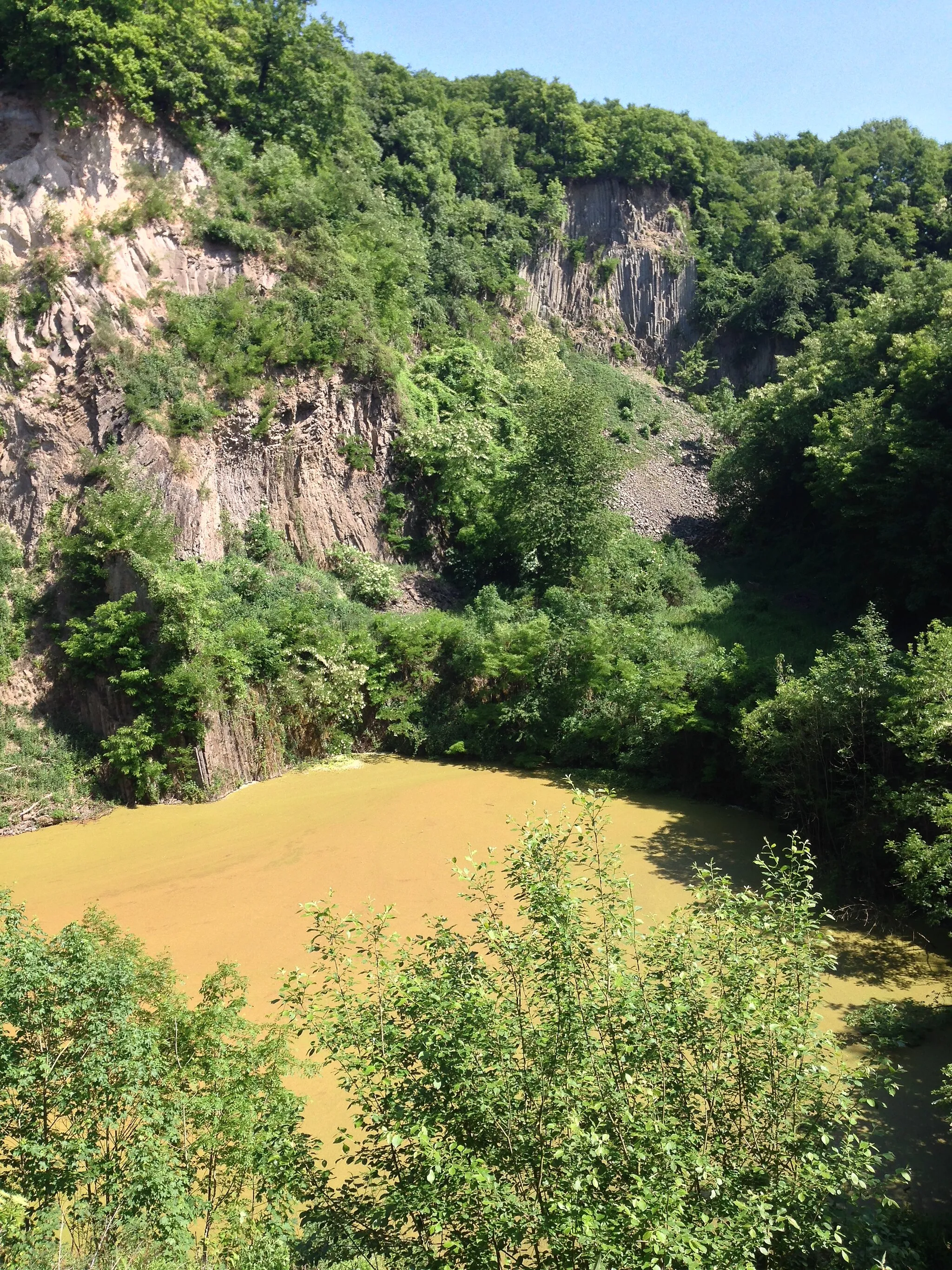 Photo showing: Steinbruch Weilberg