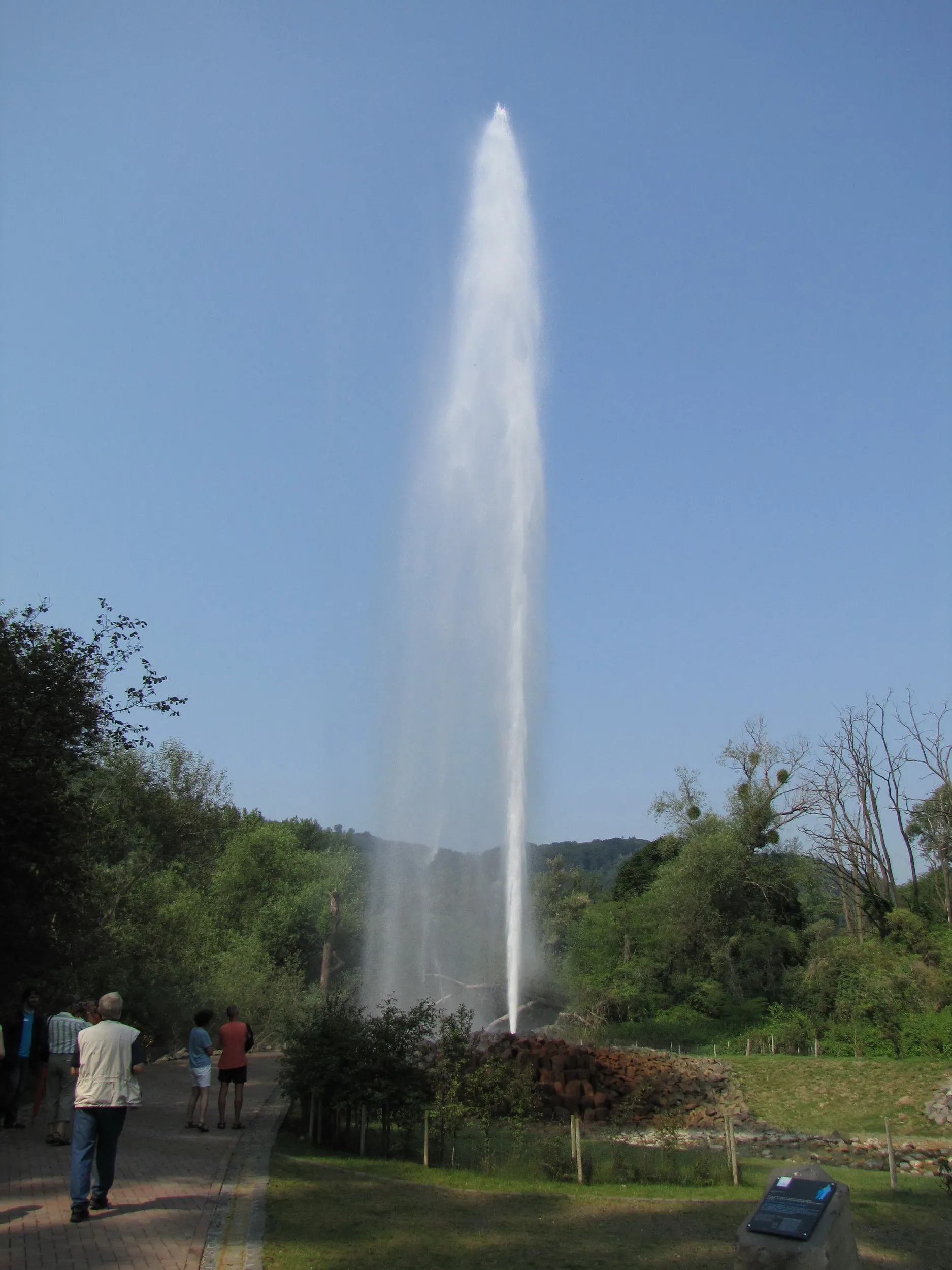 Photo showing: Geysir Andernach in Andernach, the world highest cold-water geyser