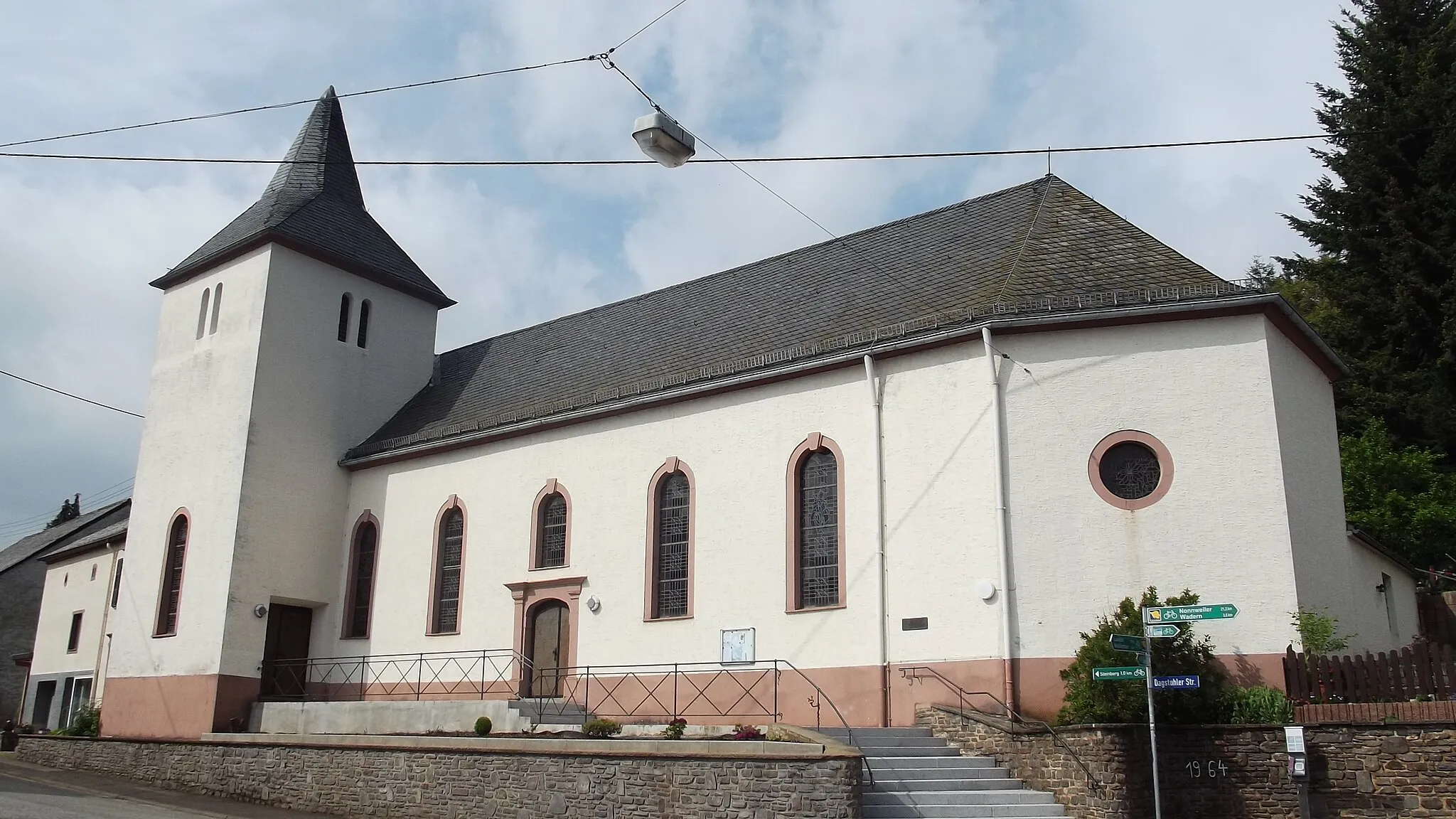 Photo showing: Exterior of the roman catholic church in Morscholz, Saarland