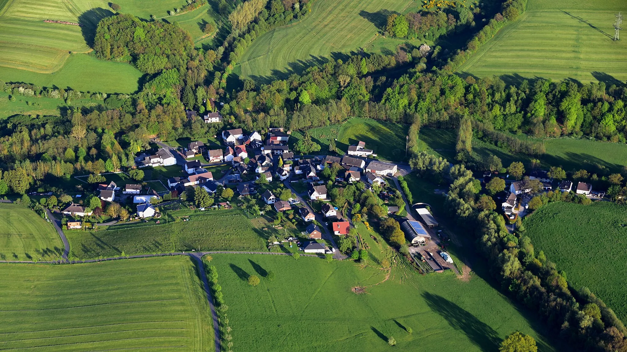 Photo showing: Irsen, Gemeinde Windeck: Luftaufnahme (2017)