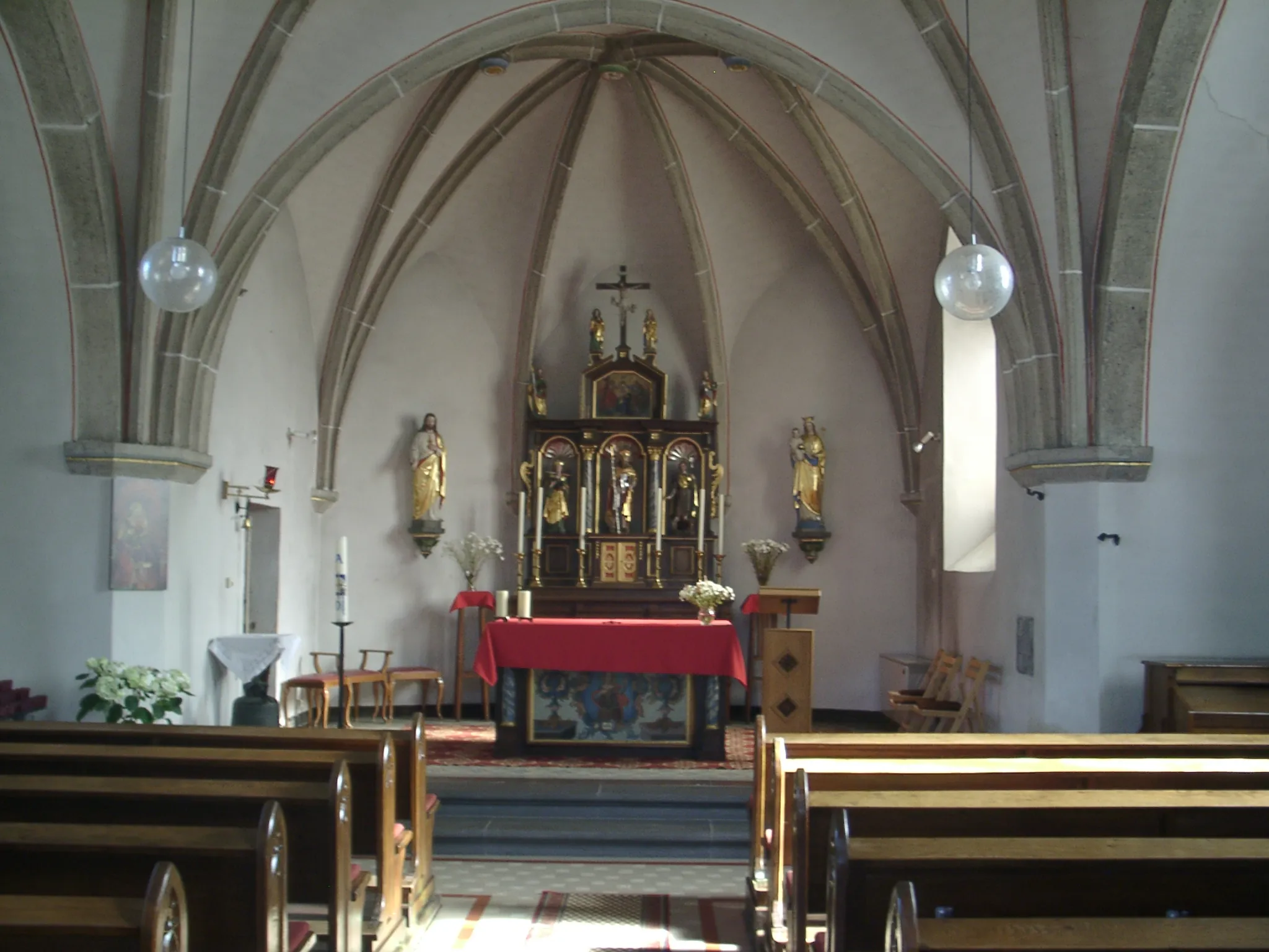 Photo showing: Kirche in Einig (MYK) innen