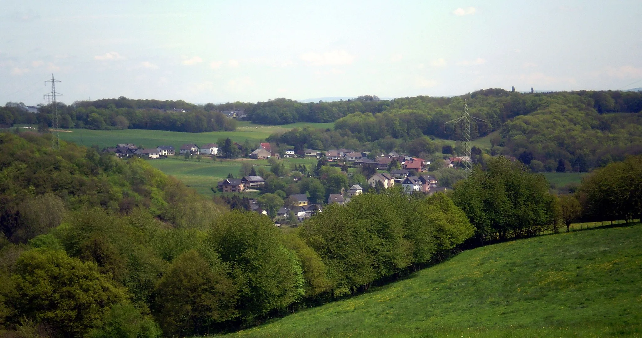 Photo showing: Hallerbach (vorne) und Frohnen (hinten), Gemeinde Windhagen