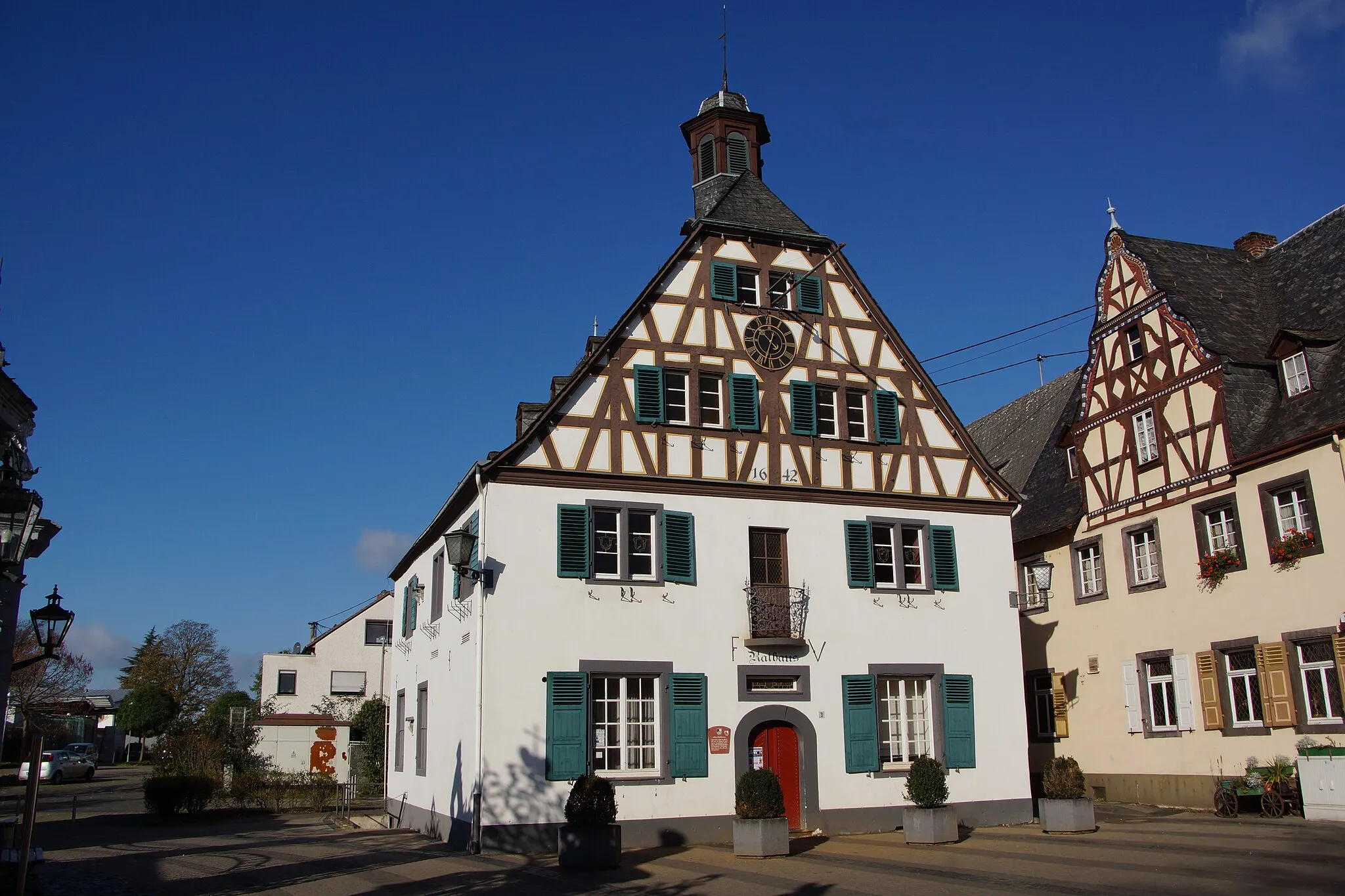 Photo showing: Altes Rathaus in Engers, Alte Schloßstraße 3, Krüppelwalmdachbau, teilweise Fachwerk, 1642