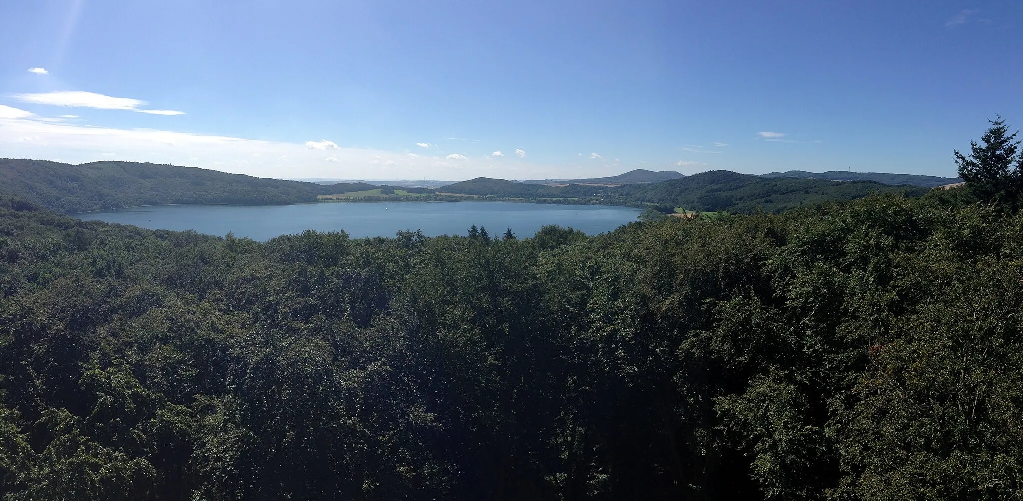 Photo showing: Laacher See vom Lydiaturm