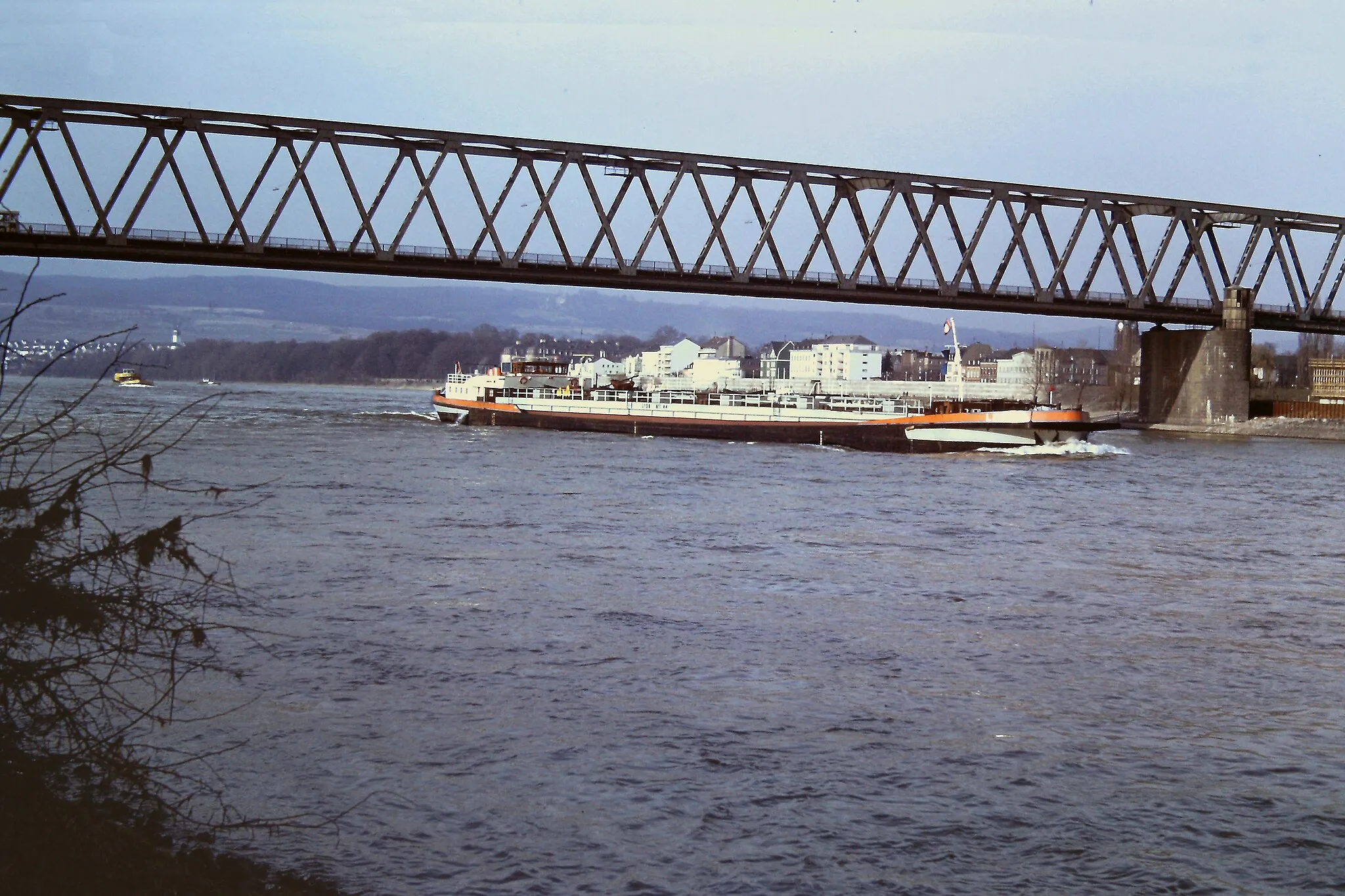 Photo showing: Alte Rheinbrücke zwischen Weißenthurm und Neuwied