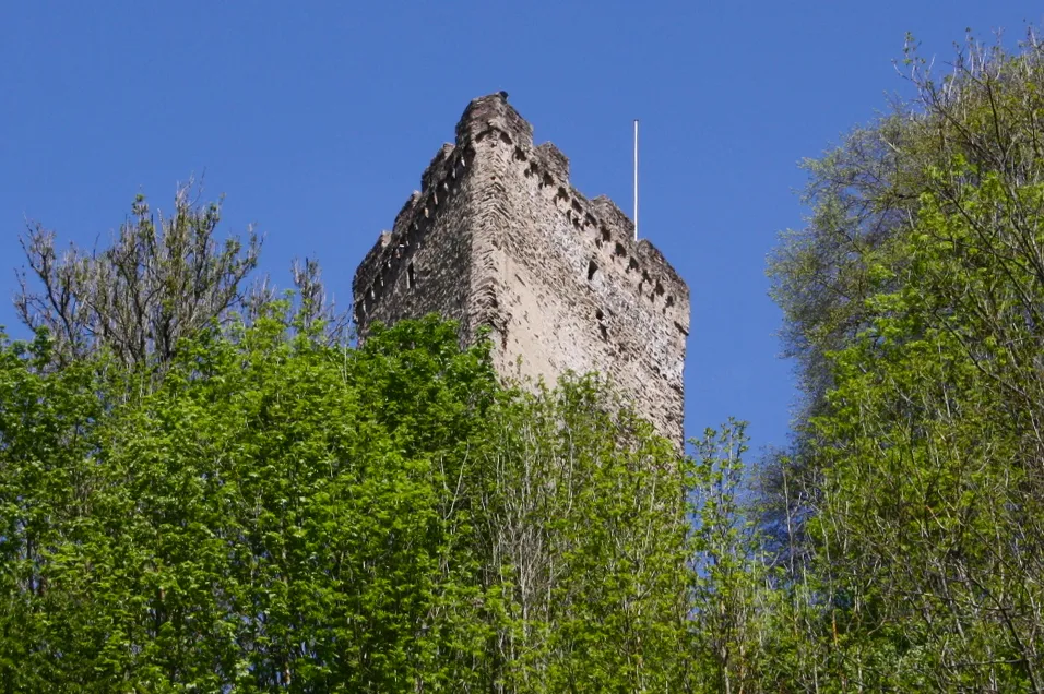Photo showing: Burg Grenzau, Höhr-Grenzhausen, Westerwald, Rheinland-Pfalz, Deutschland