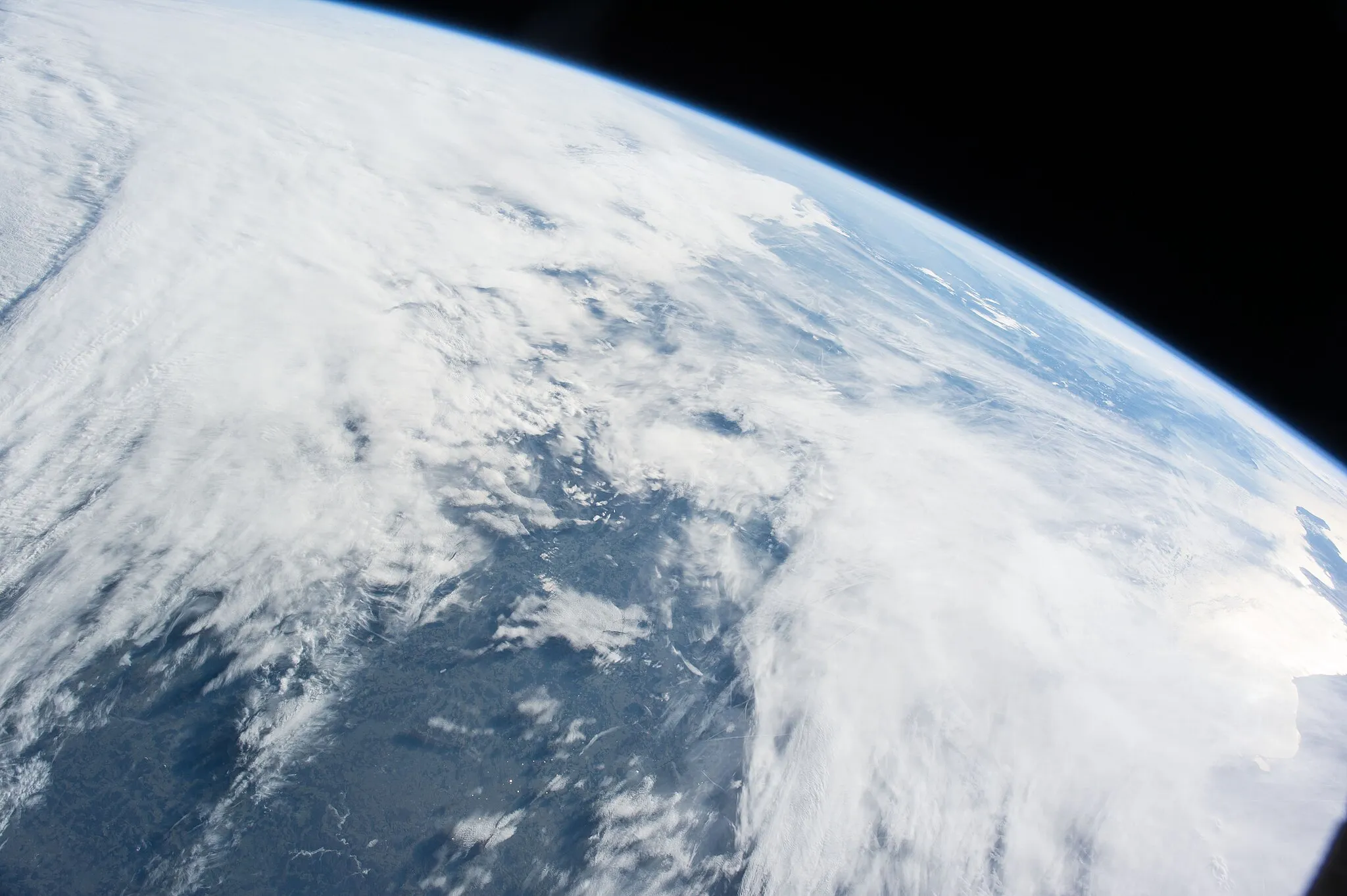 Photo showing: View of Earth taken during ISS Expedition 53.