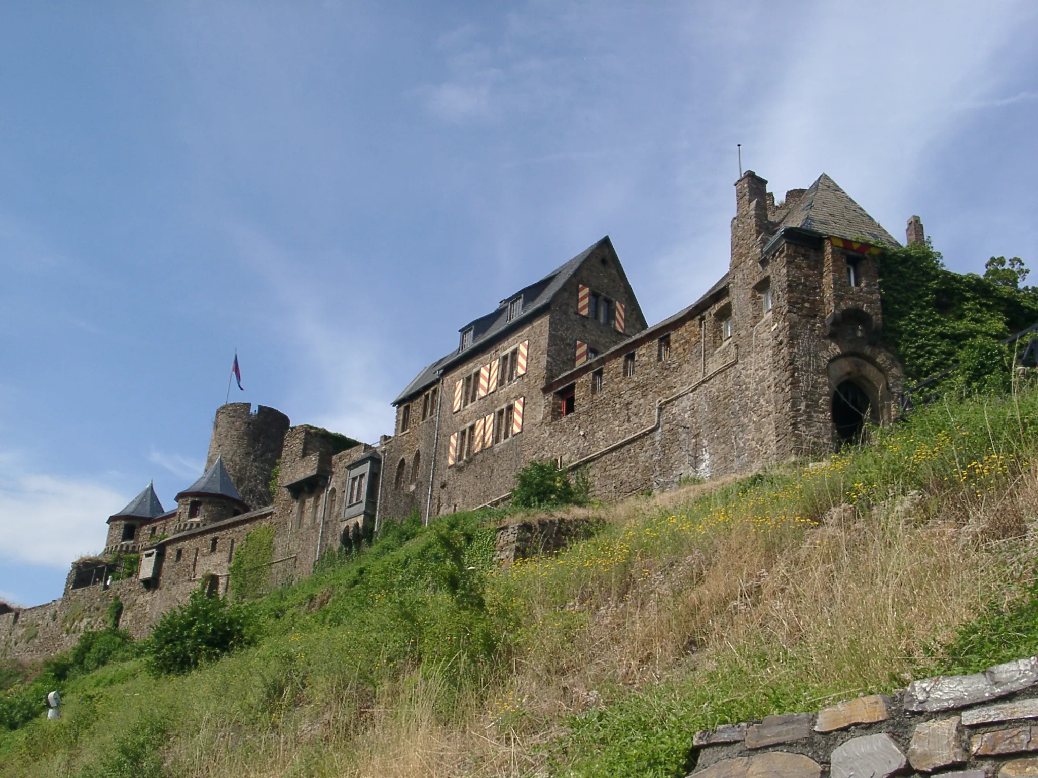 Photo showing: Burg Thurant, north-western aspect