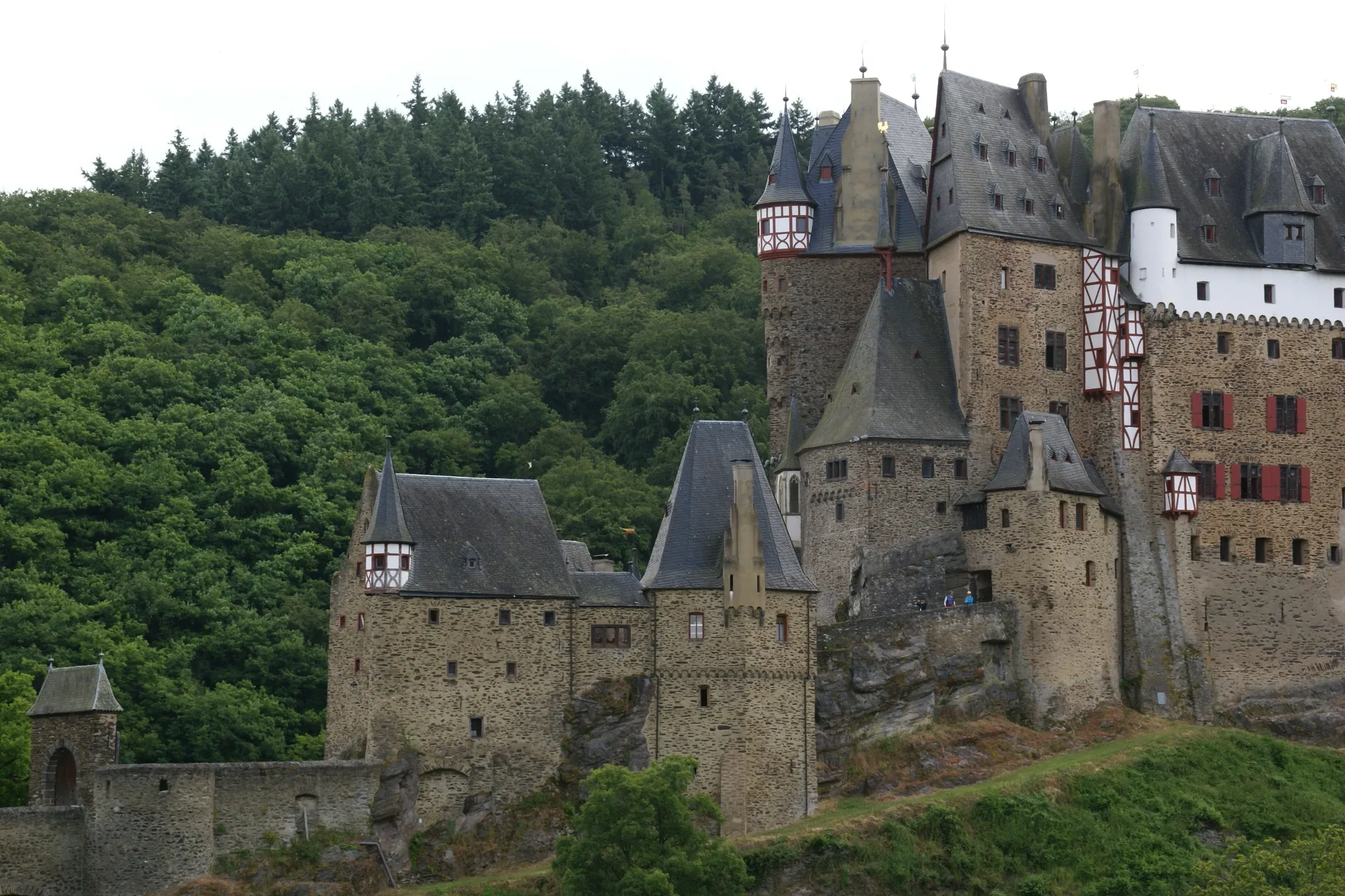 Photo showing: View of Burg Eltz, Germany
