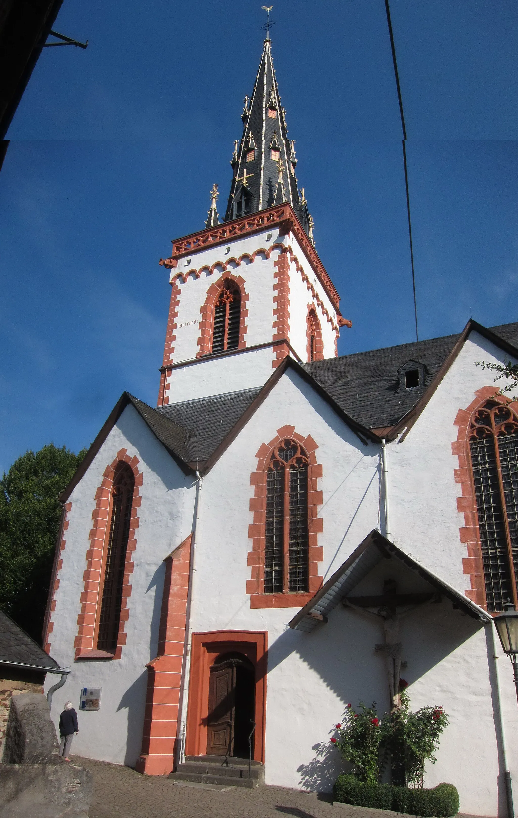 Photo showing: Colourfull church at Eller allong the Mosel river