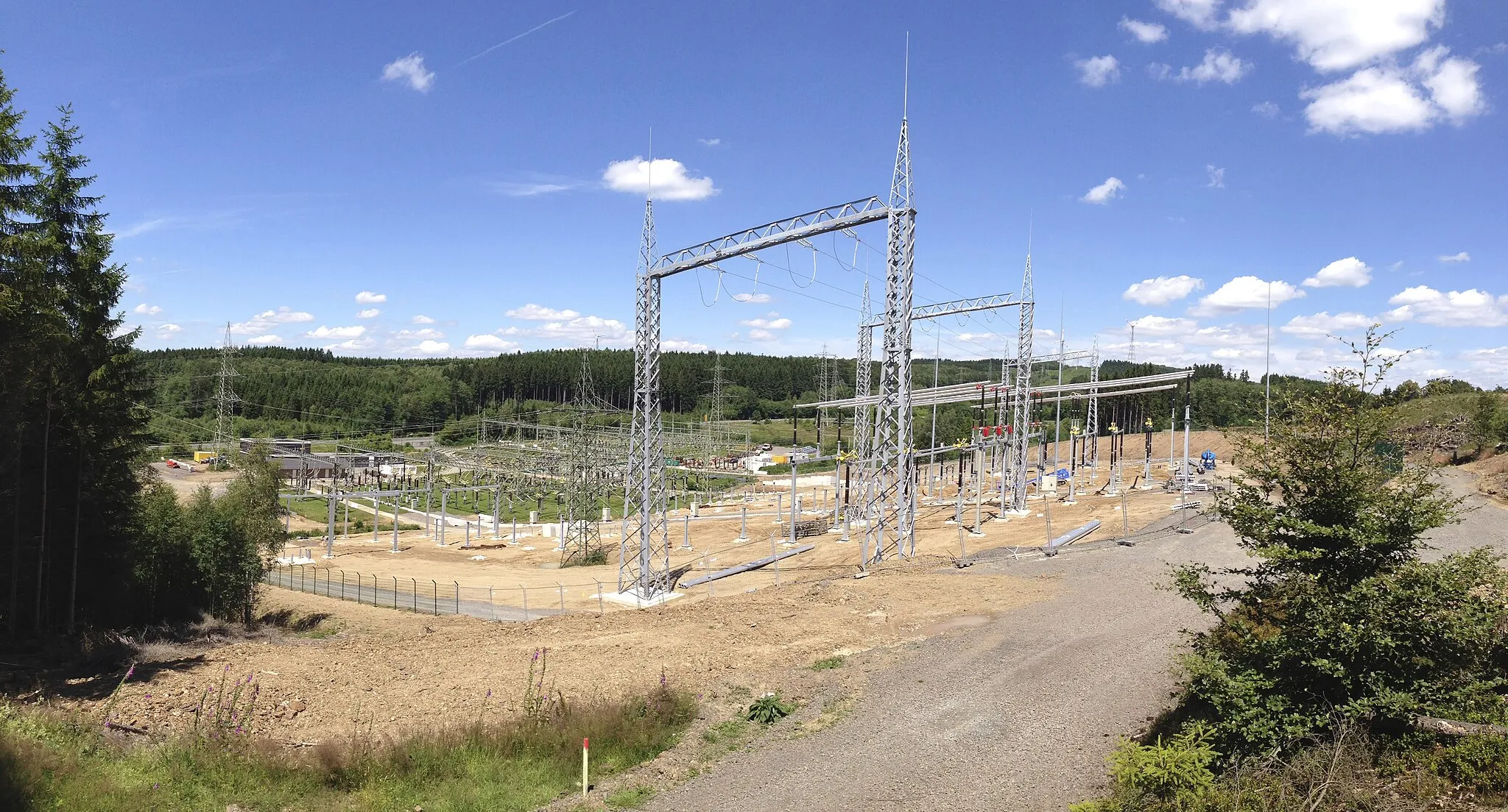 Photo showing: Umspannwerk Altenkleusheim in Olpe, Nordrhein-Westfalen; während der Erweiterung