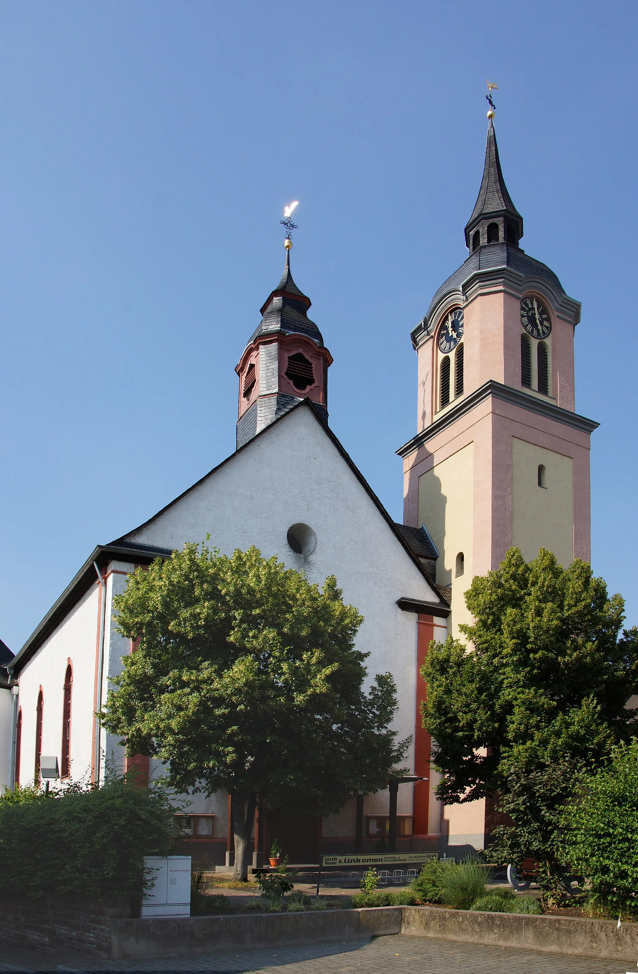 Photo showing: St. Georg in Urmitz